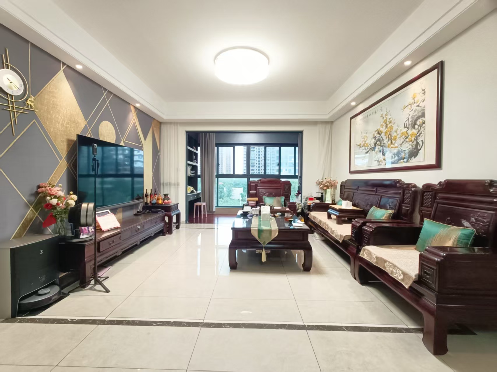 仁恒海棠公园(一期) 3室2厅2卫 7600.0元/月 仁恒海棠公园(一期) 3室2厅2卫 7600.0元/月室内图