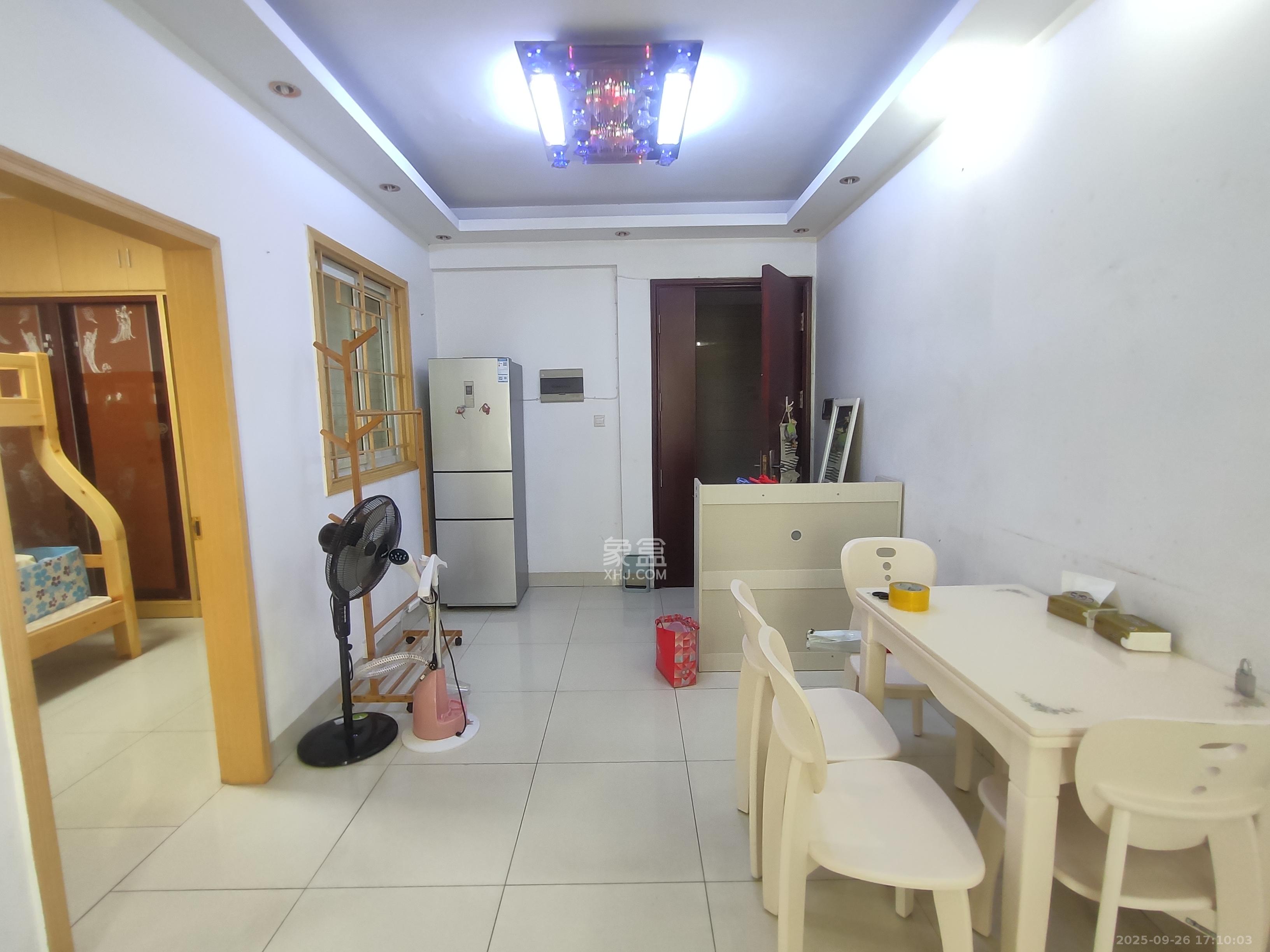 莱茵城 2室2厅1卫 1800.0元/月 莱茵城 2室2厅1卫 1800.0元/月室内图