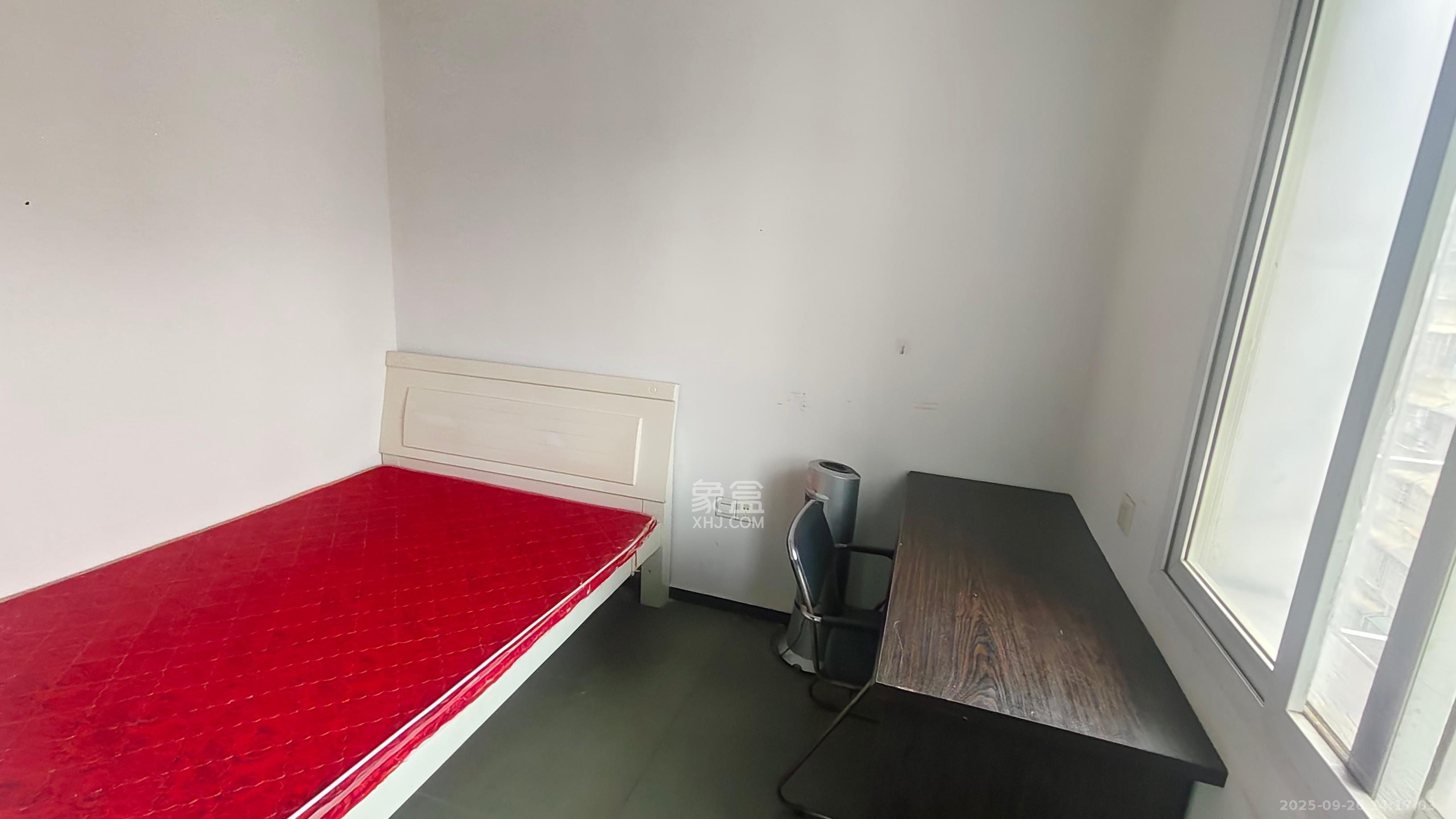 荣安宿舍  2室1厅1卫    1500.0元/月室内图