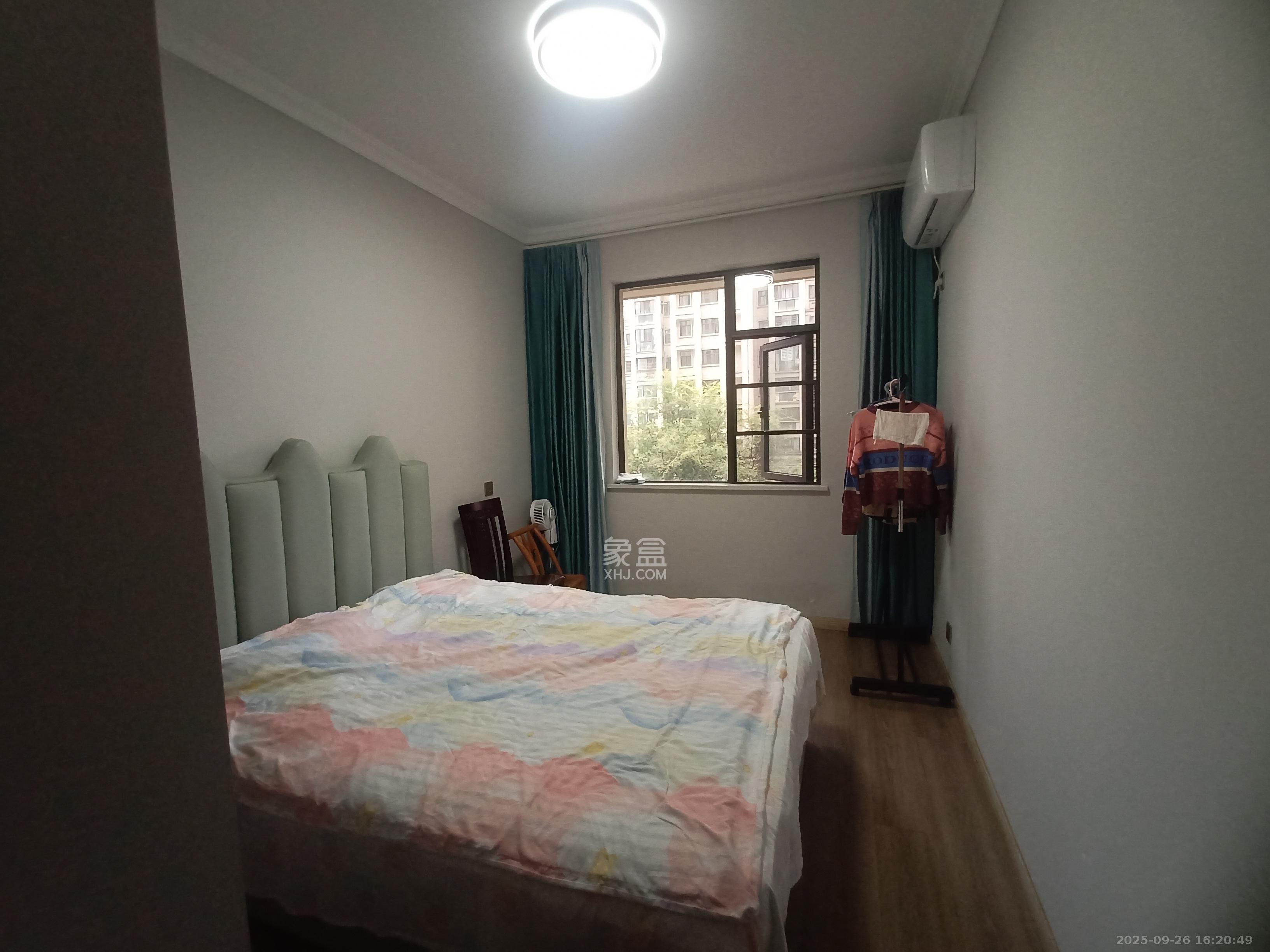 阳光丽城一期  4室2厅2卫    4500.0元/月室内图