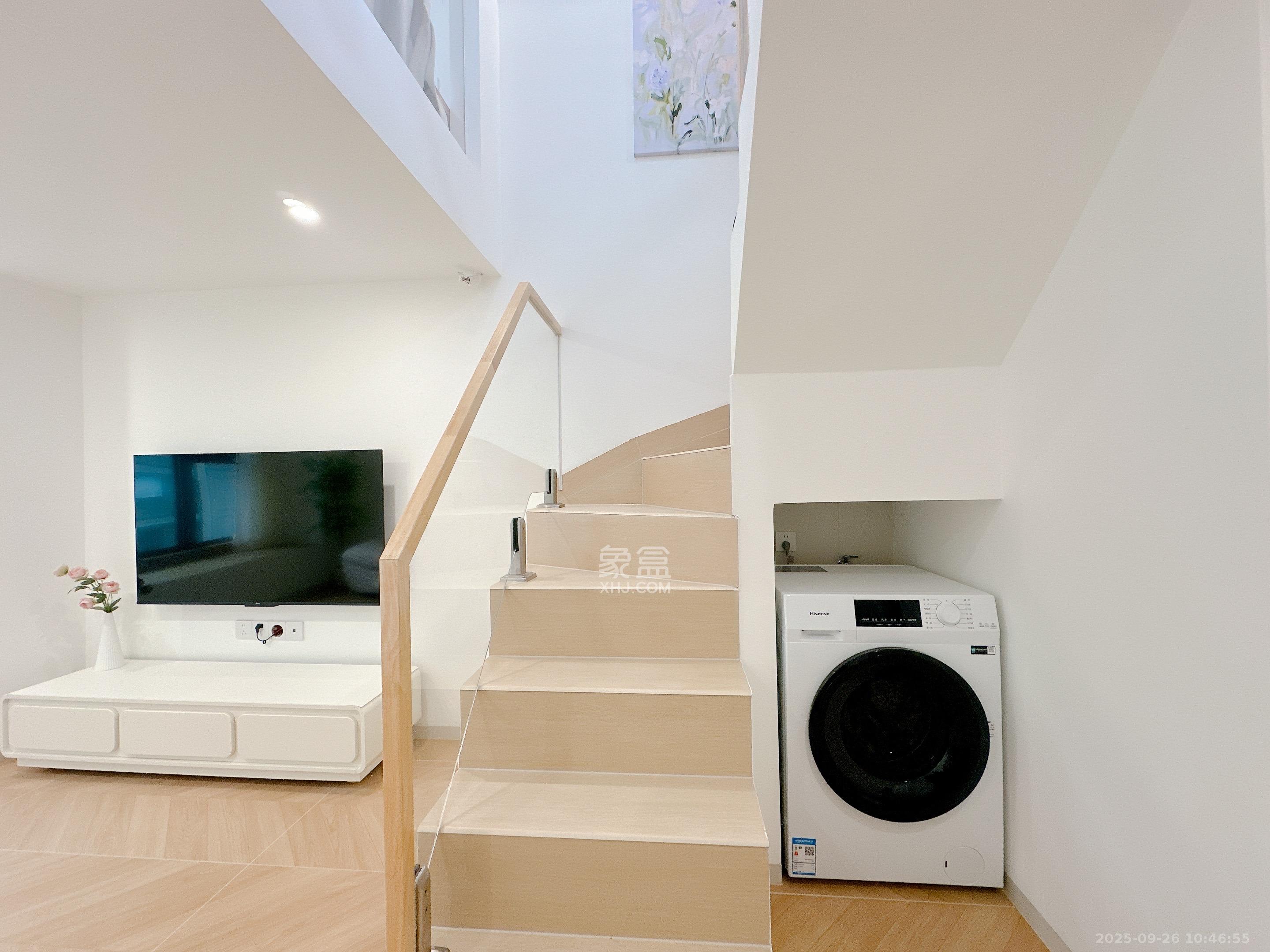 建发养云 1室0厅0卫 2700.0元/月 建发养云 1室0厅0卫 2700.0元/月室内图