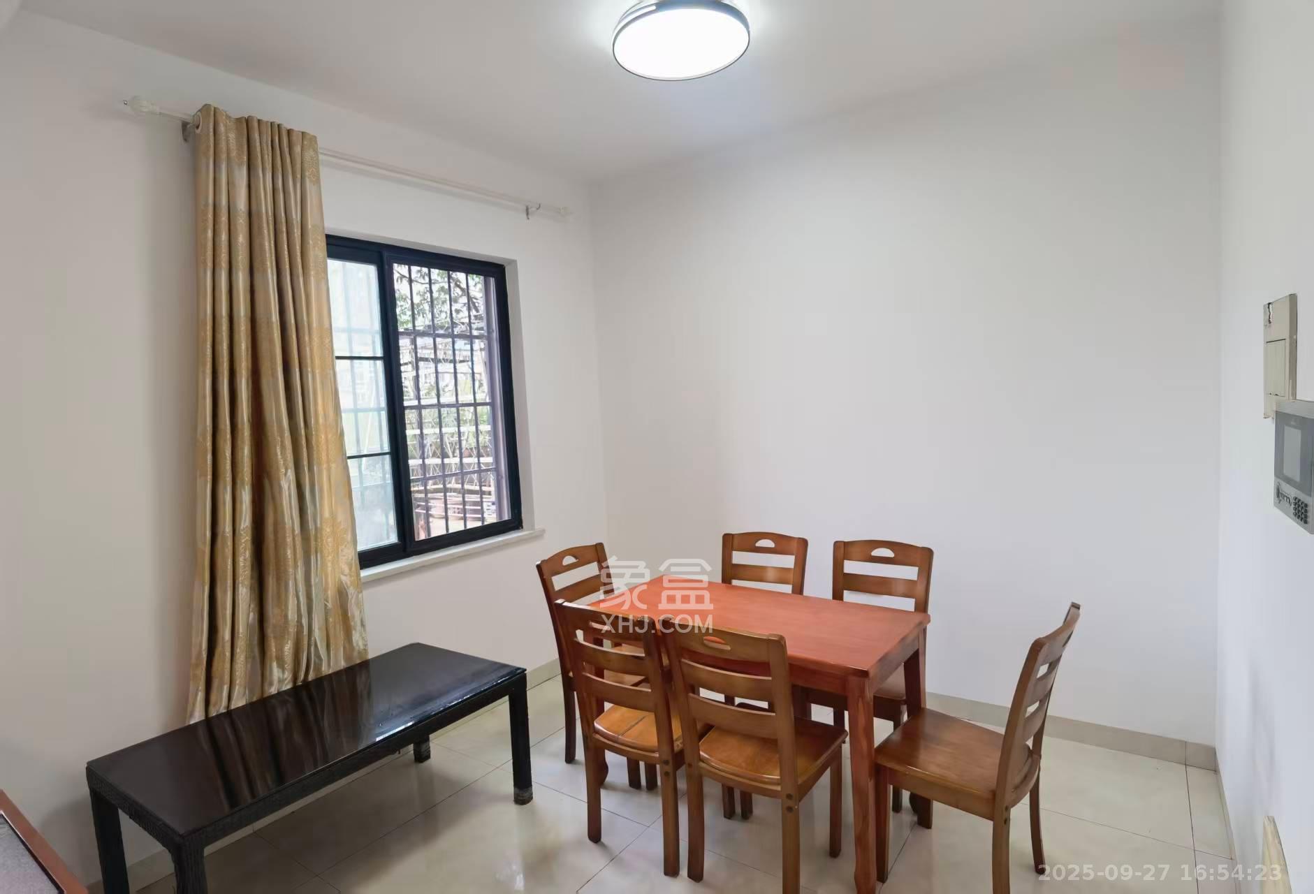 沁园春御院 3室2厅2卫 2600.0元/月 沁园春御院 3室2厅2卫 2600.0元/月室内图