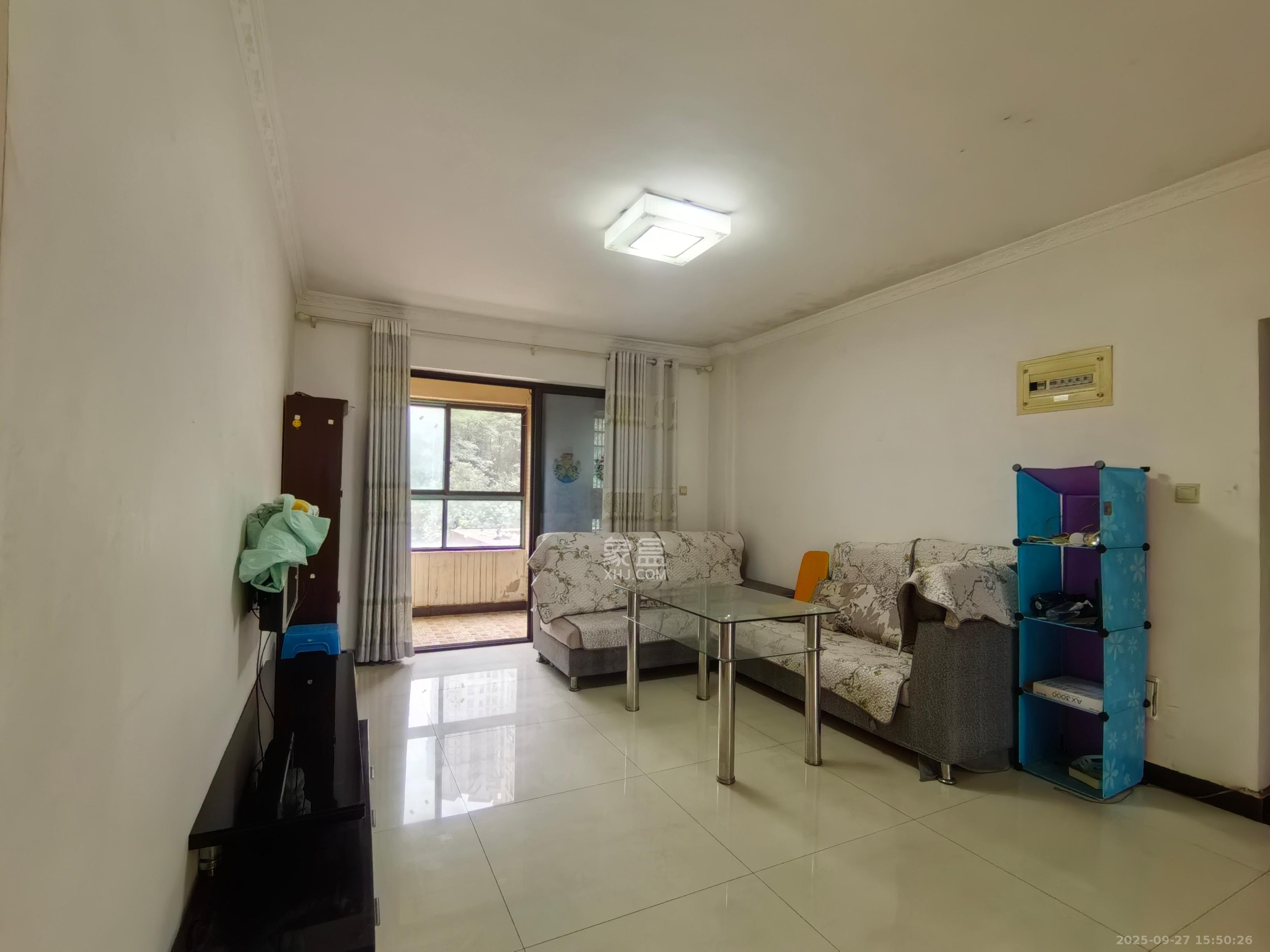 保利麓谷林语E区 3室2厅1卫 2300.0元/月 保利麓谷林语E区 3室2厅1卫 2300.0元/月室内图