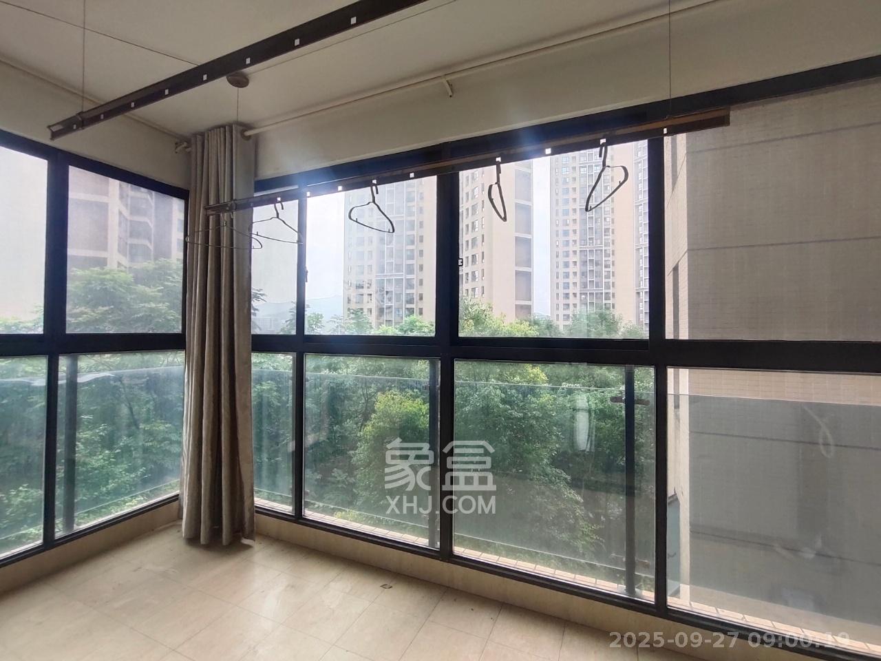 达美D6区 4室2厅2卫 3200.0元/月 达美D6区 4室2厅2卫 3200.0元/月室内图