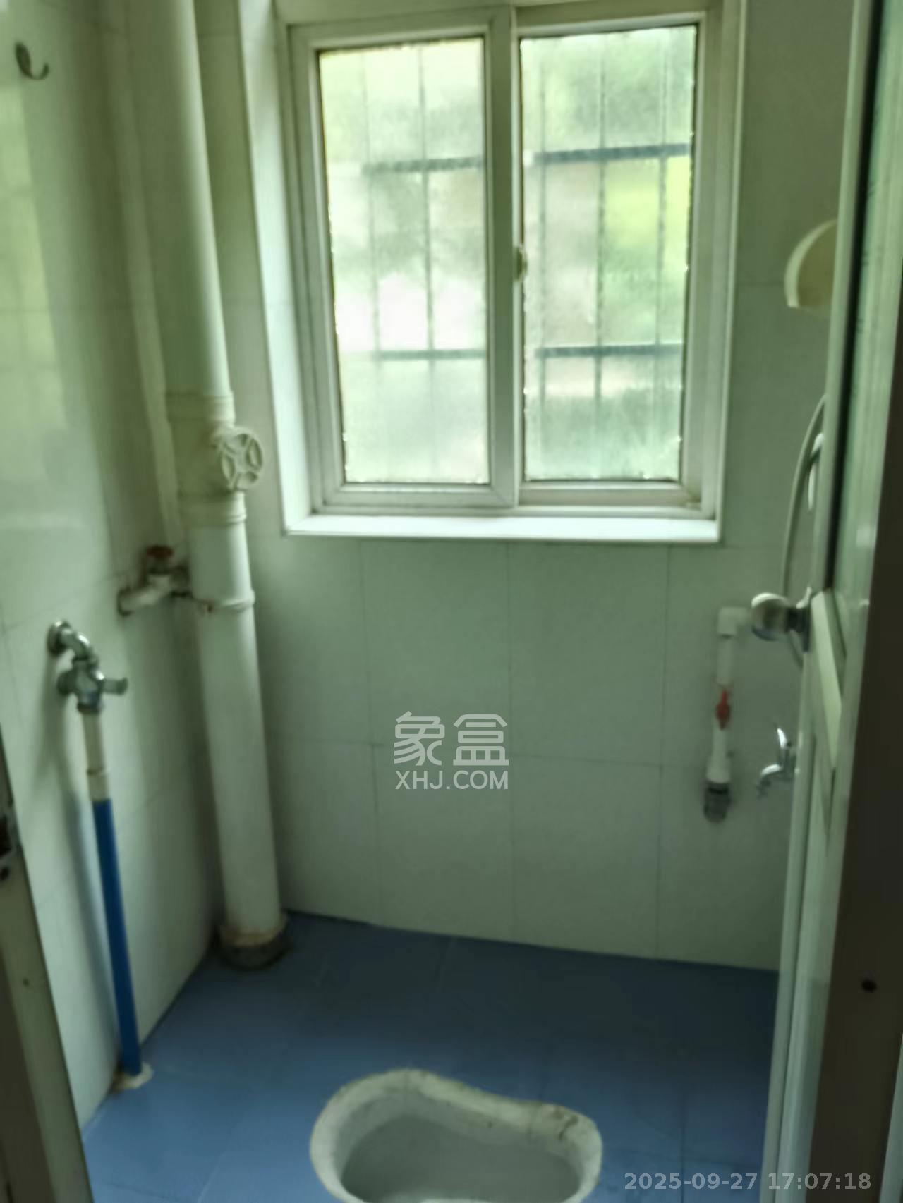 广厦新苑  2室1厅1卫    1700.0元/月室内图