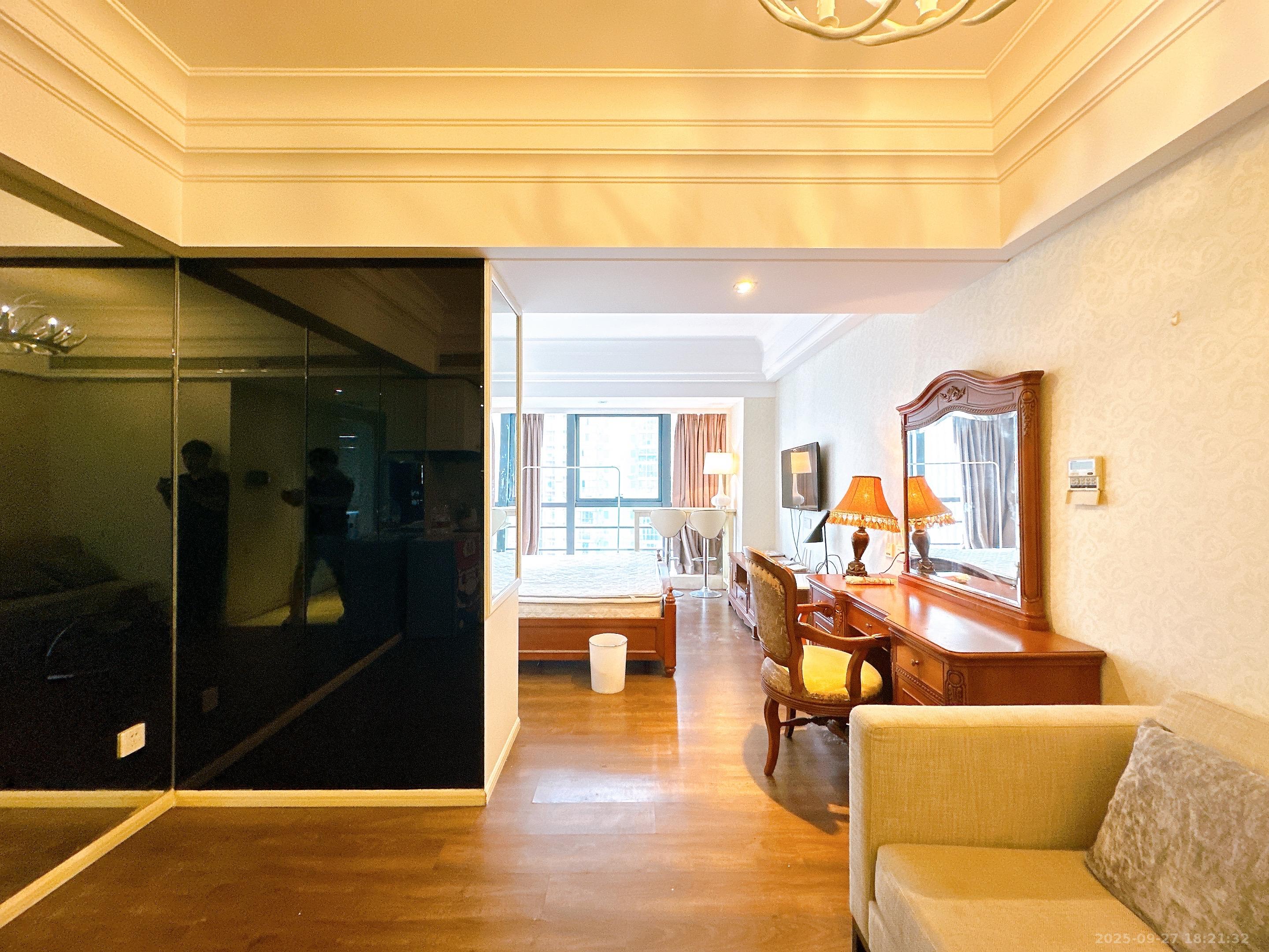 泊富公寓(泊富国际广场) 1室1厅1卫 2600.0元/月 泊富公寓(泊富国际广场) 1室1厅1卫 2600.0元/月室内图