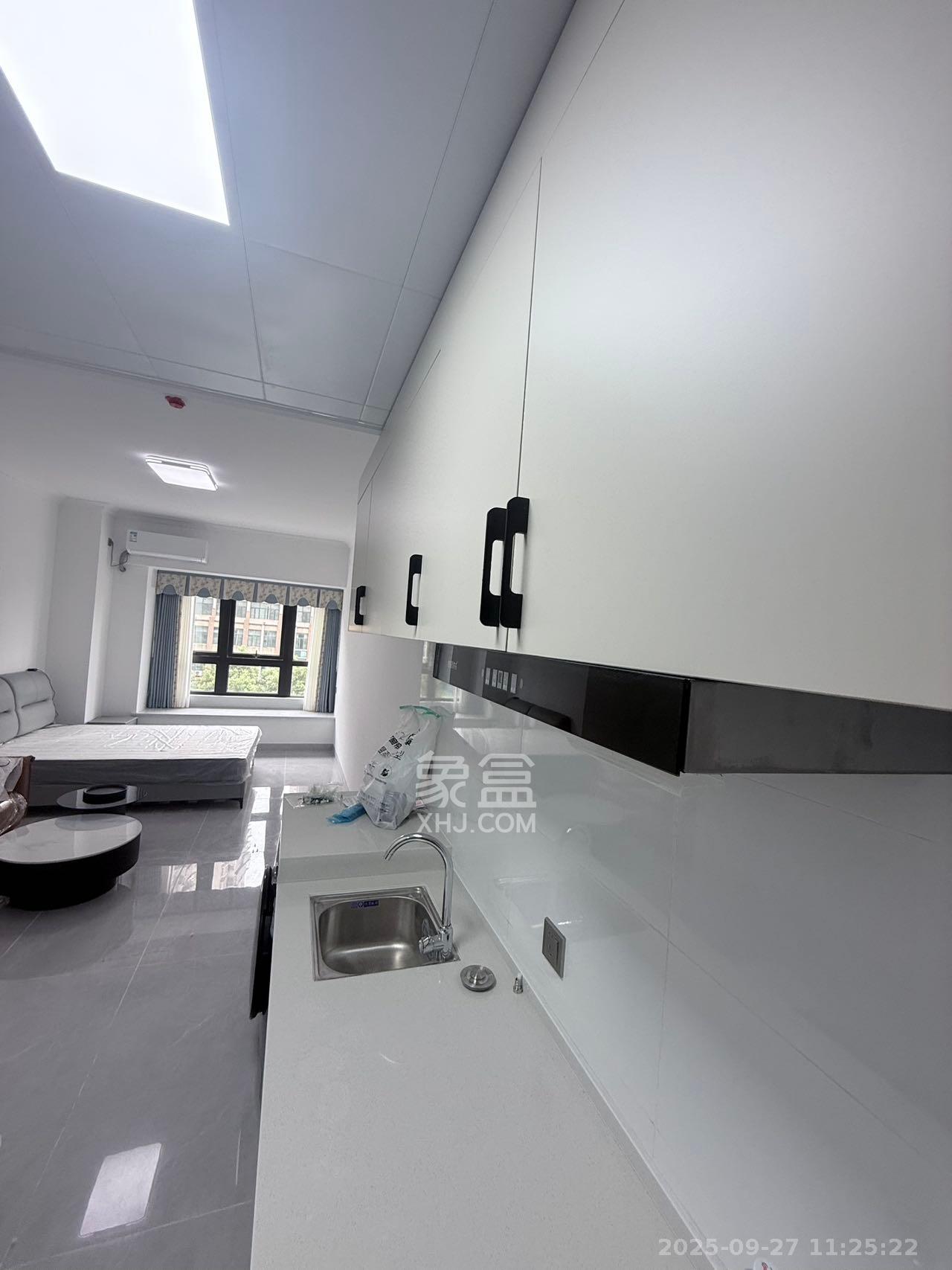 建发玖洲观澜 1室1厅1卫 1400.0元/月 建发玖洲观澜 1室1厅1卫 1400.0元/月室内图