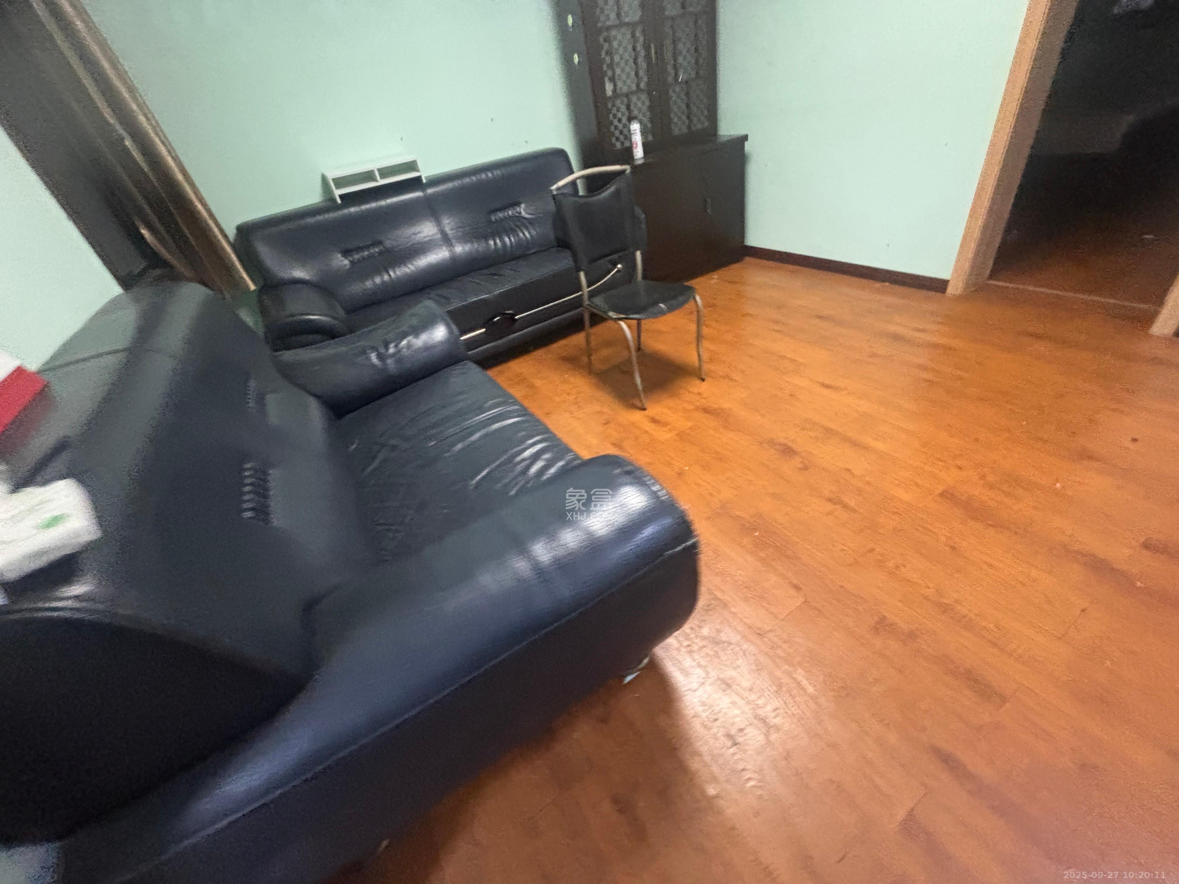 燕山街社区  2室1厅1卫   1800.00元/月