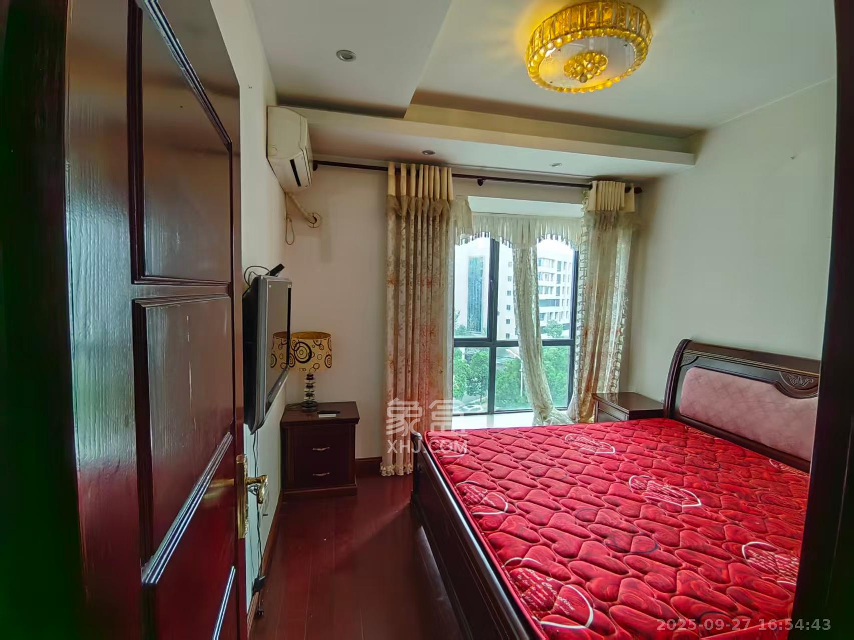 中信城市广场（中信新城一期）  2室2厅1卫    1800.0元/月室内图