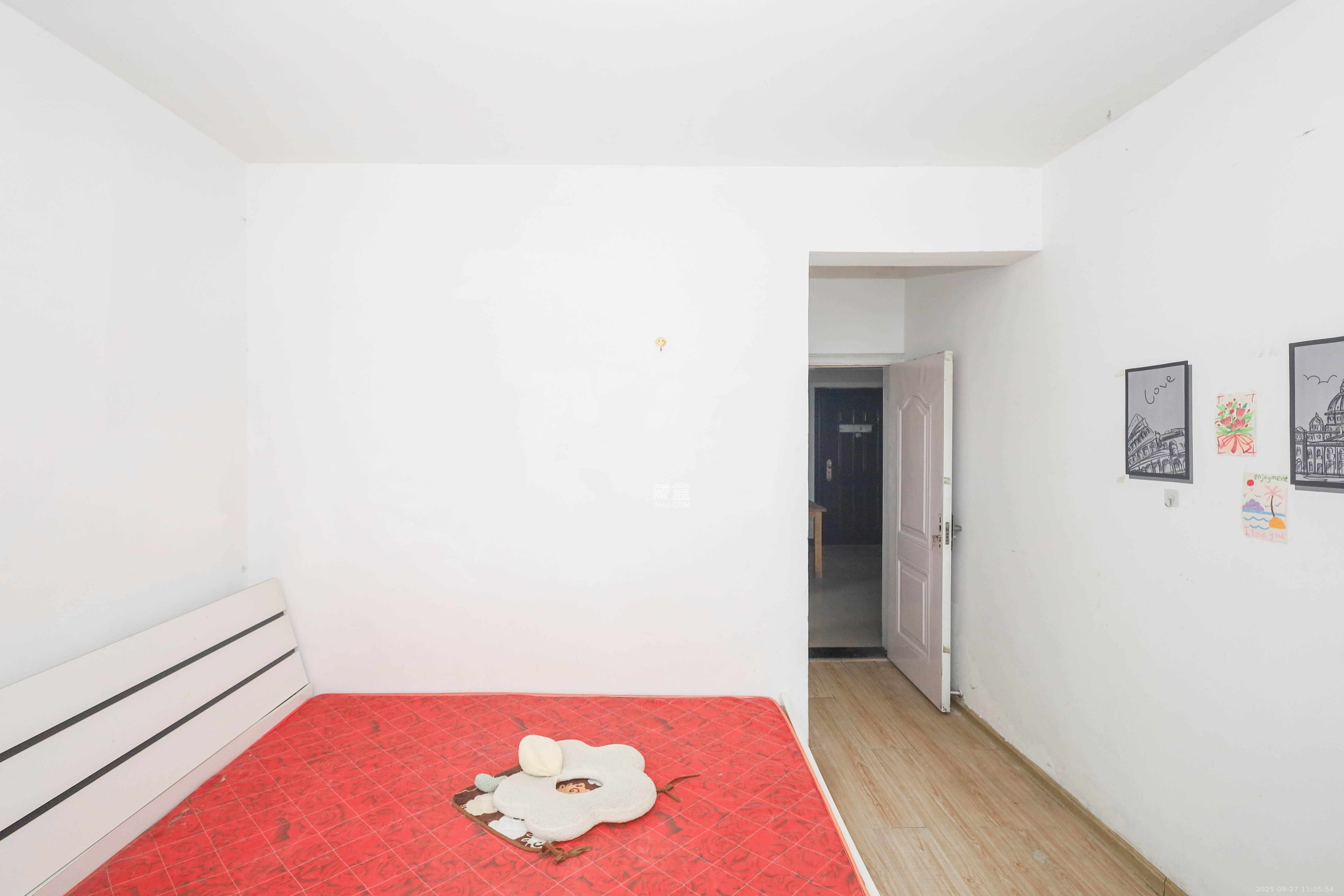 梅溪鑫苑名家 3室2厅1卫 68.0万 梅溪鑫苑名家 3室2厅1卫 68.0万卧室