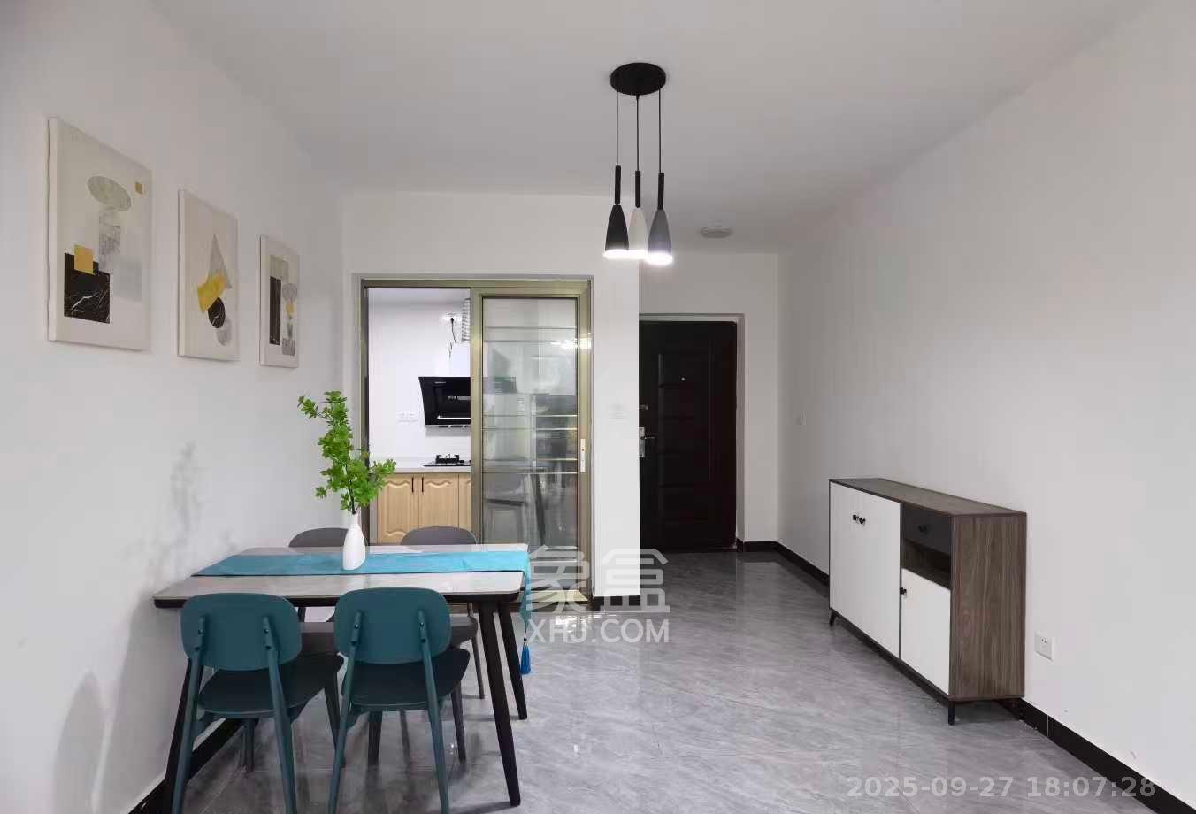 世茂璀璨天城 3室2厅2卫 3000.0元/月 世茂璀璨天城 3室2厅2卫 3000.0元/月室内图