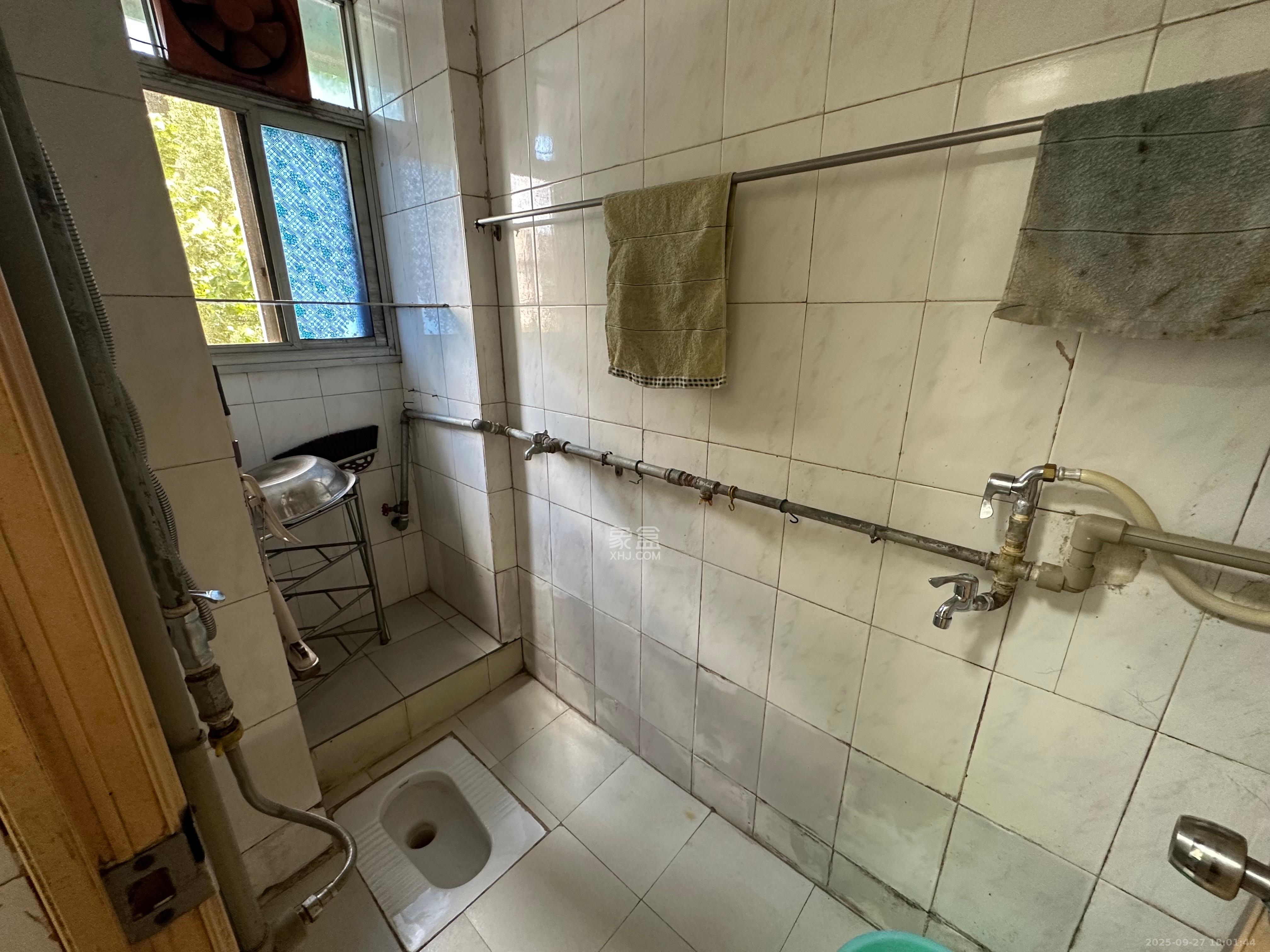 长监宿舍  2室1厅1卫    1300.0元/月室内图