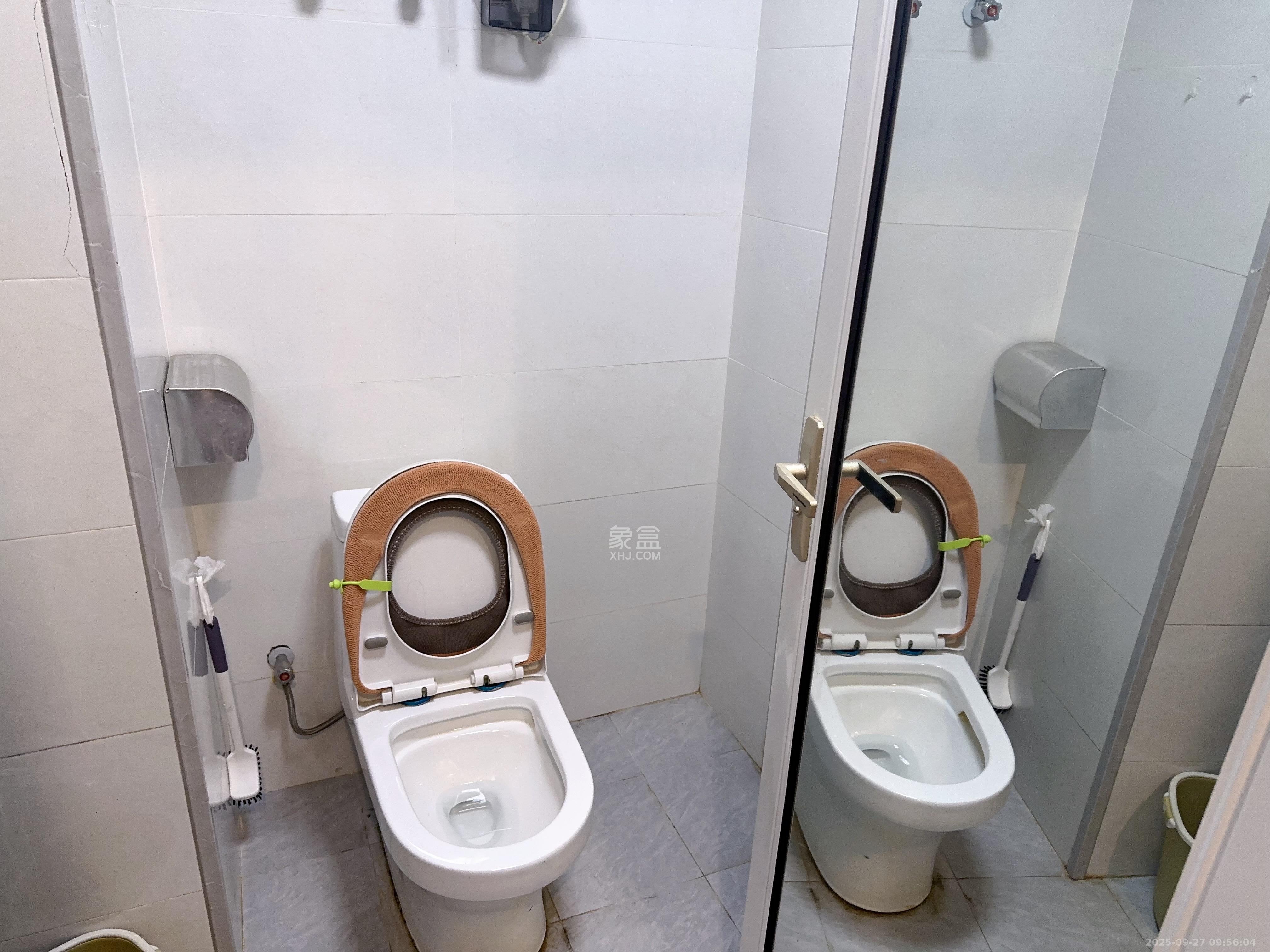 万润时光里  1室1厅1卫    1600.0元/月室内图