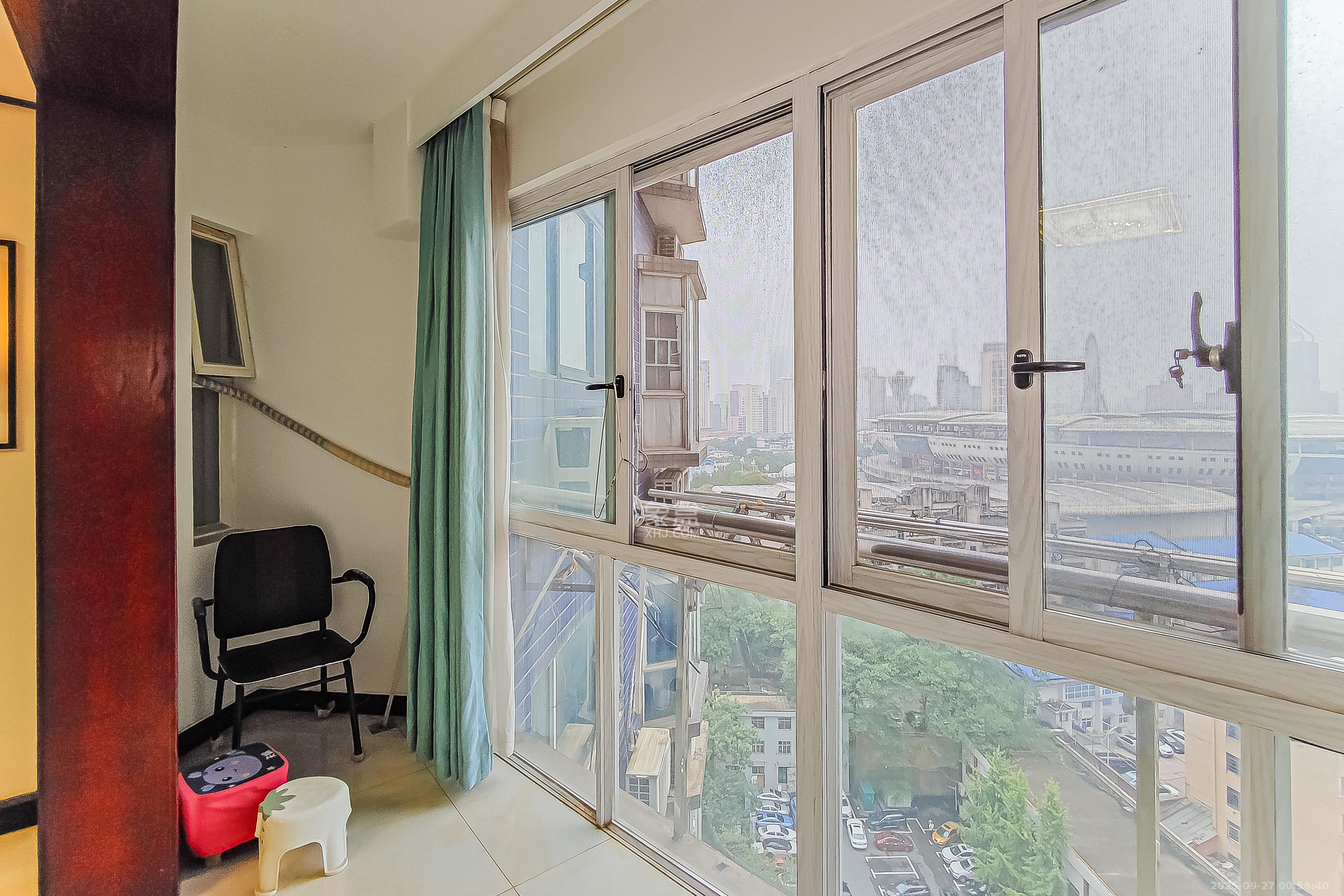 智邦家园 3室2厅2卫 135.0万 智邦家园 3室2厅2卫 135.0万阳台