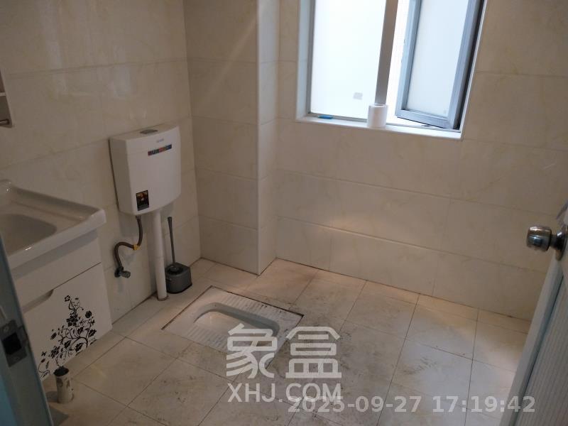 恒广国际景园一二区  2室2厅1卫   2000.00元/月室内图