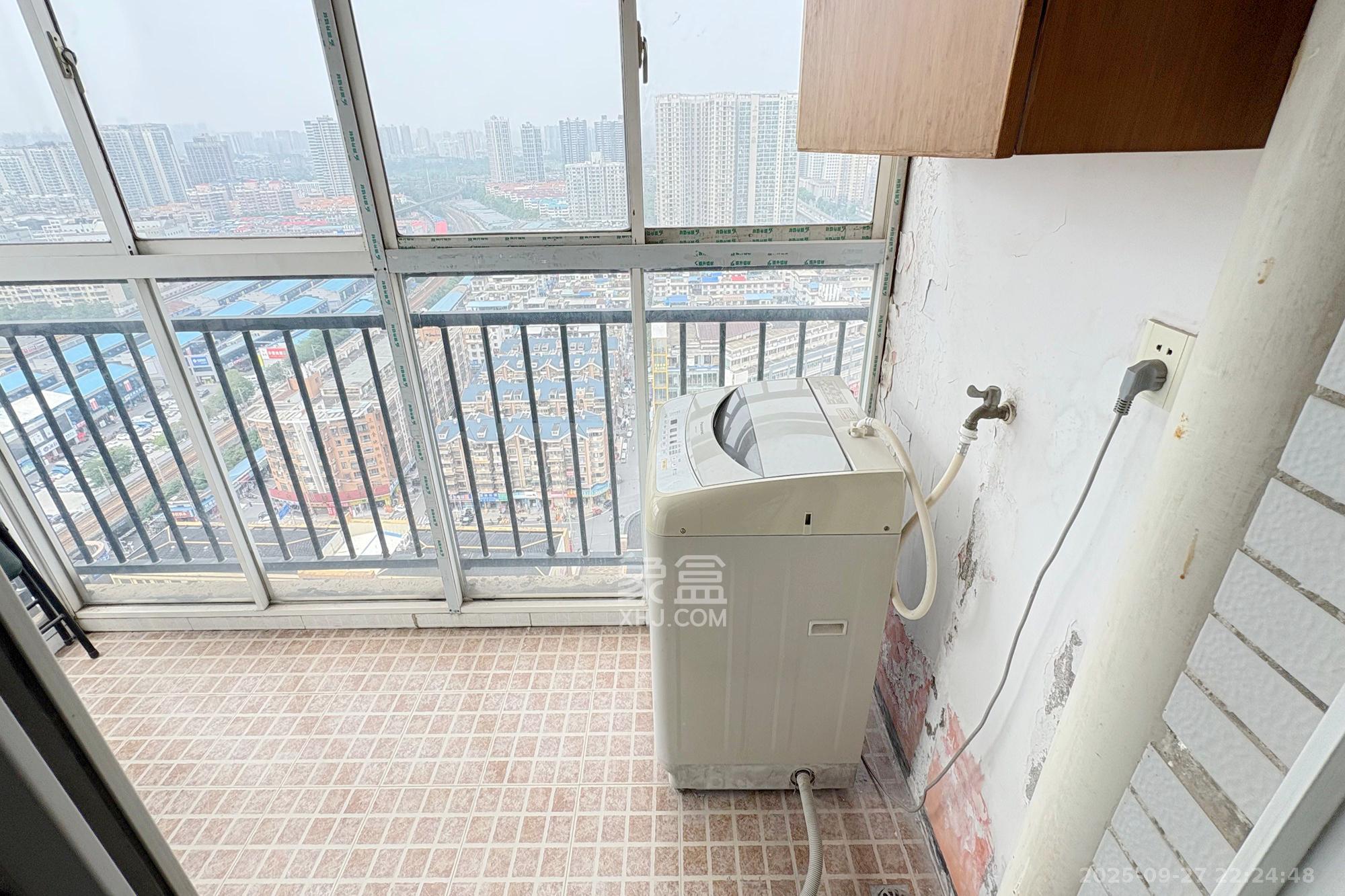 星典时代  2室1厅1卫    52.8万阳台