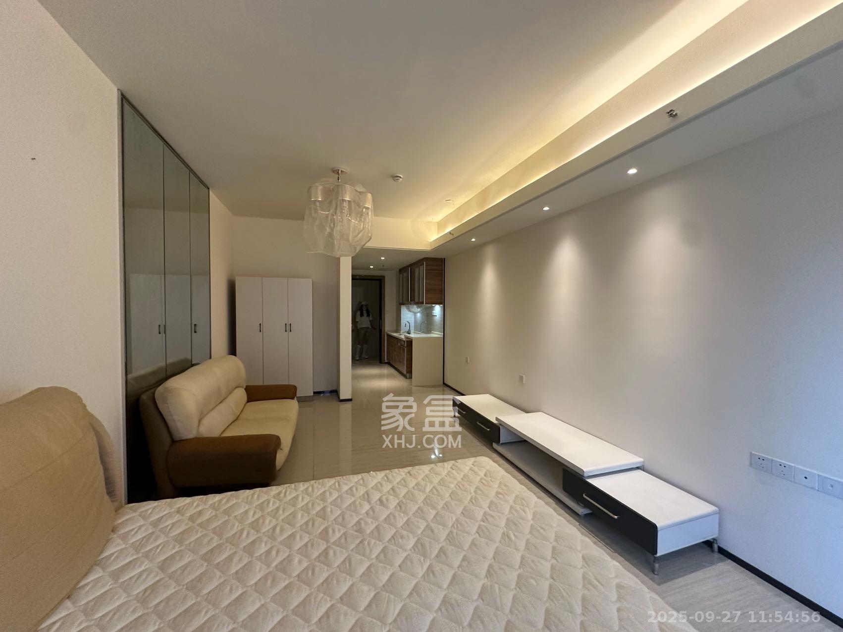 恒大金融广场 1室0厅0卫 1700.0元/月 恒大金融广场 1室0厅0卫 1700.0元/月室内图