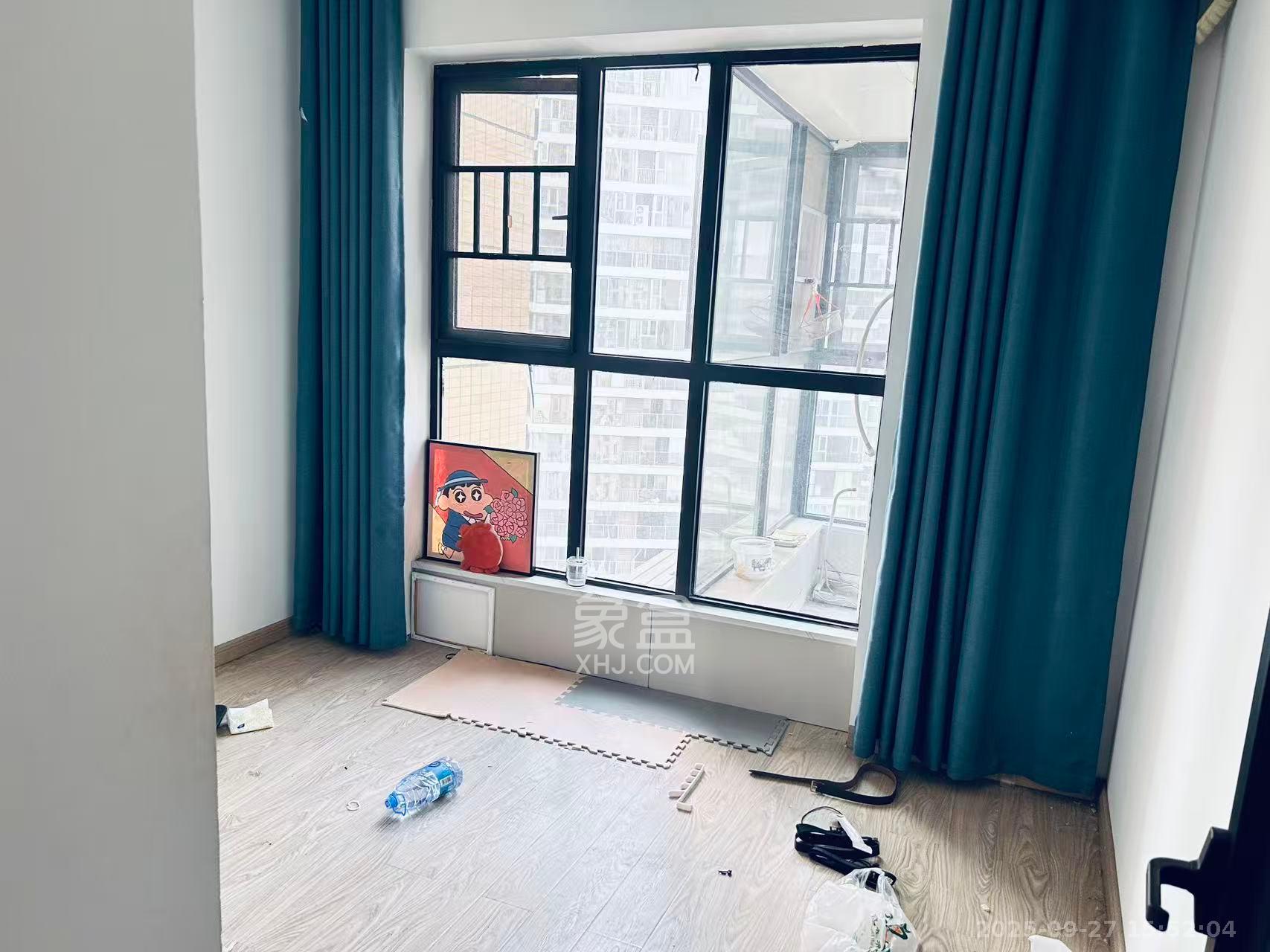 保利西海岸A区  4室2厅1卫    4000.0元/月室内图