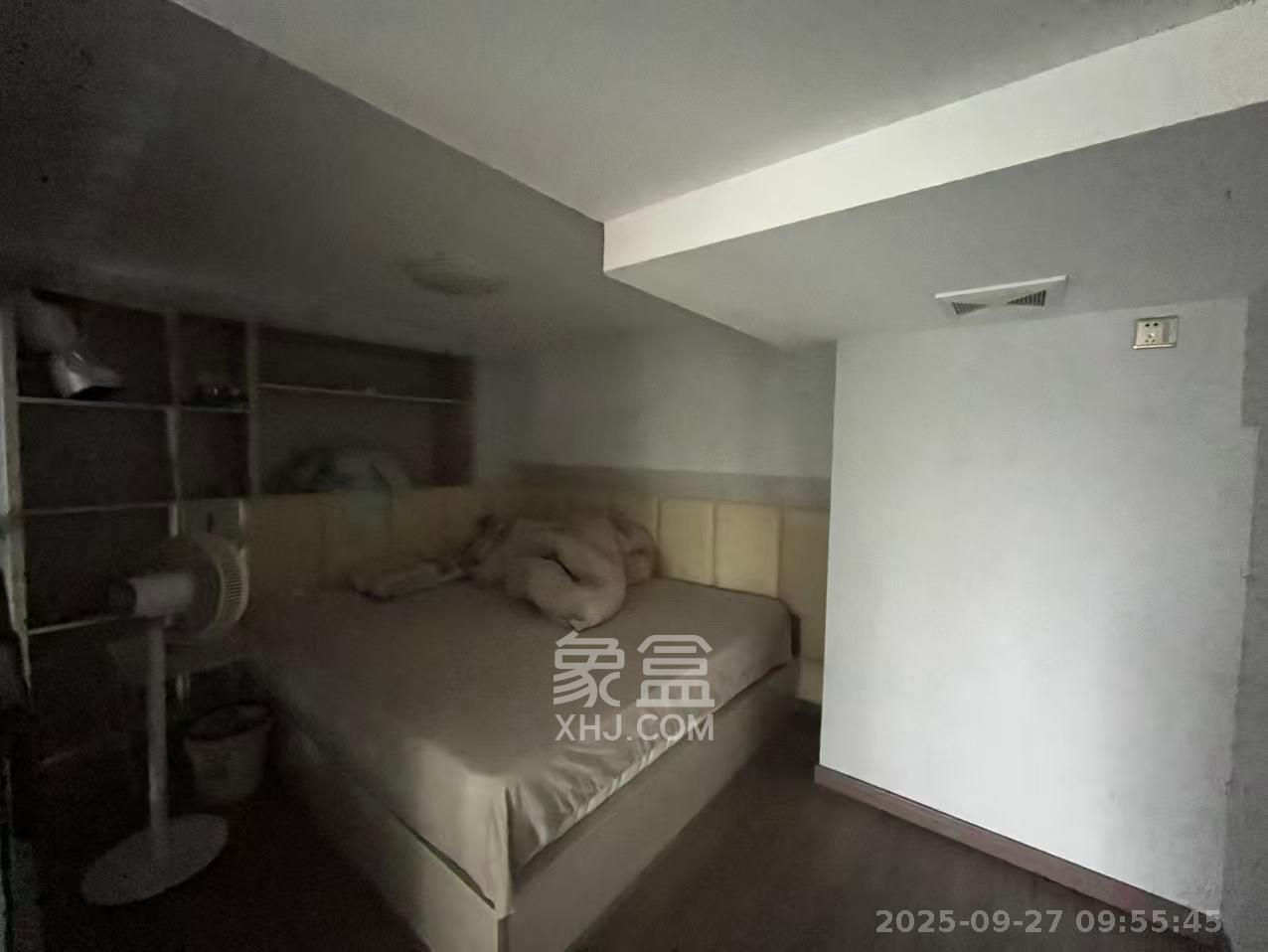 荣盛花语书苑  1室0厅0卫   2300.00元/月室内图