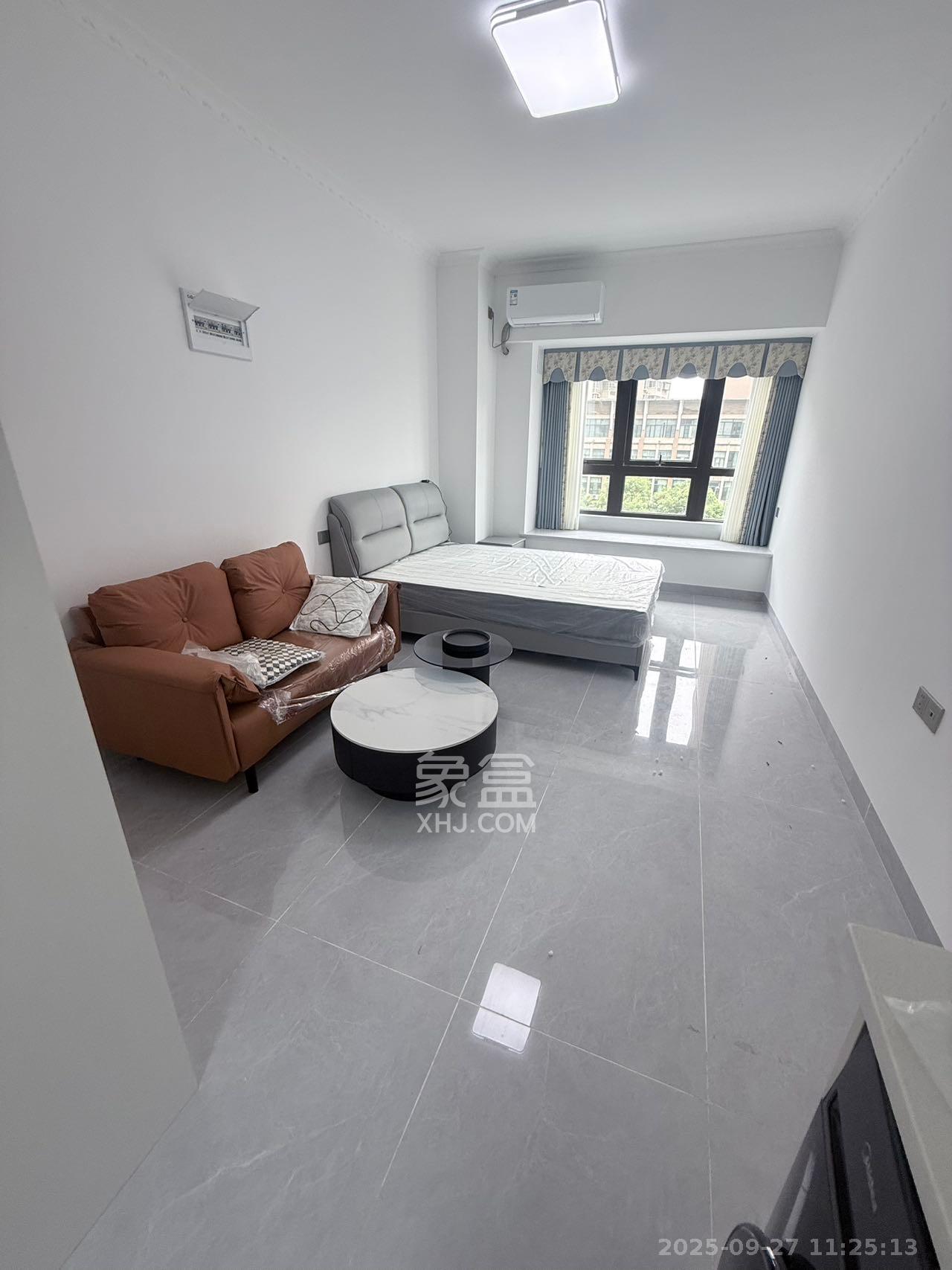 建发玖洲观澜 1室1厅1卫 1400.0元/月 建发玖洲观澜 1室1厅1卫 1400.0元/月室内图