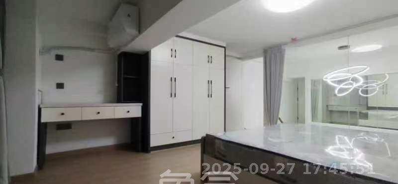 振业城三期  2室2厅1卫   2500.00元/月室内图
