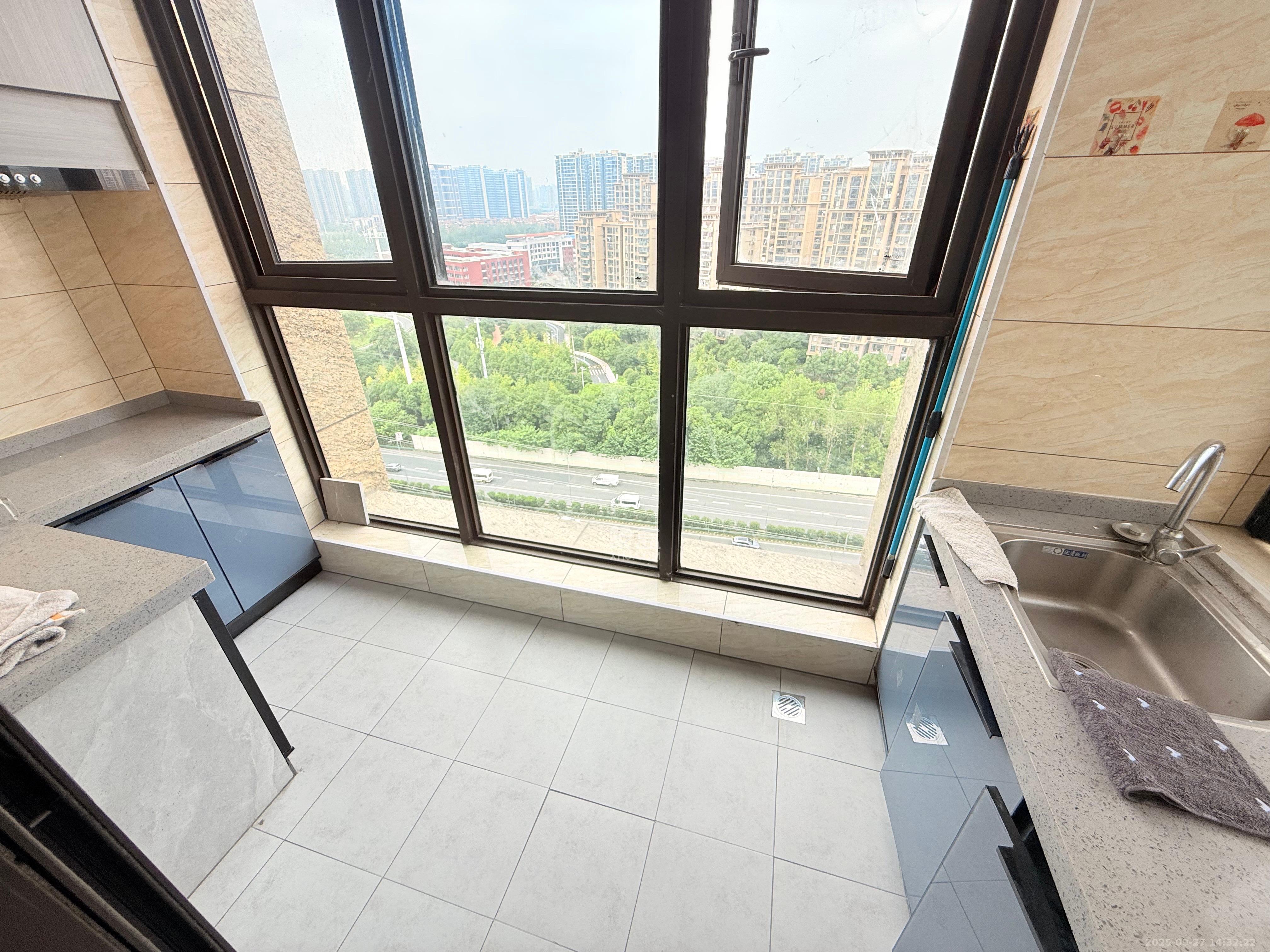 明昇壹城(明昇时代广场)二期 1室0厅0卫 1500.0元/月 明昇壹城(明昇时代广场)二期 1室0厅0卫 1500.0元/月室内图