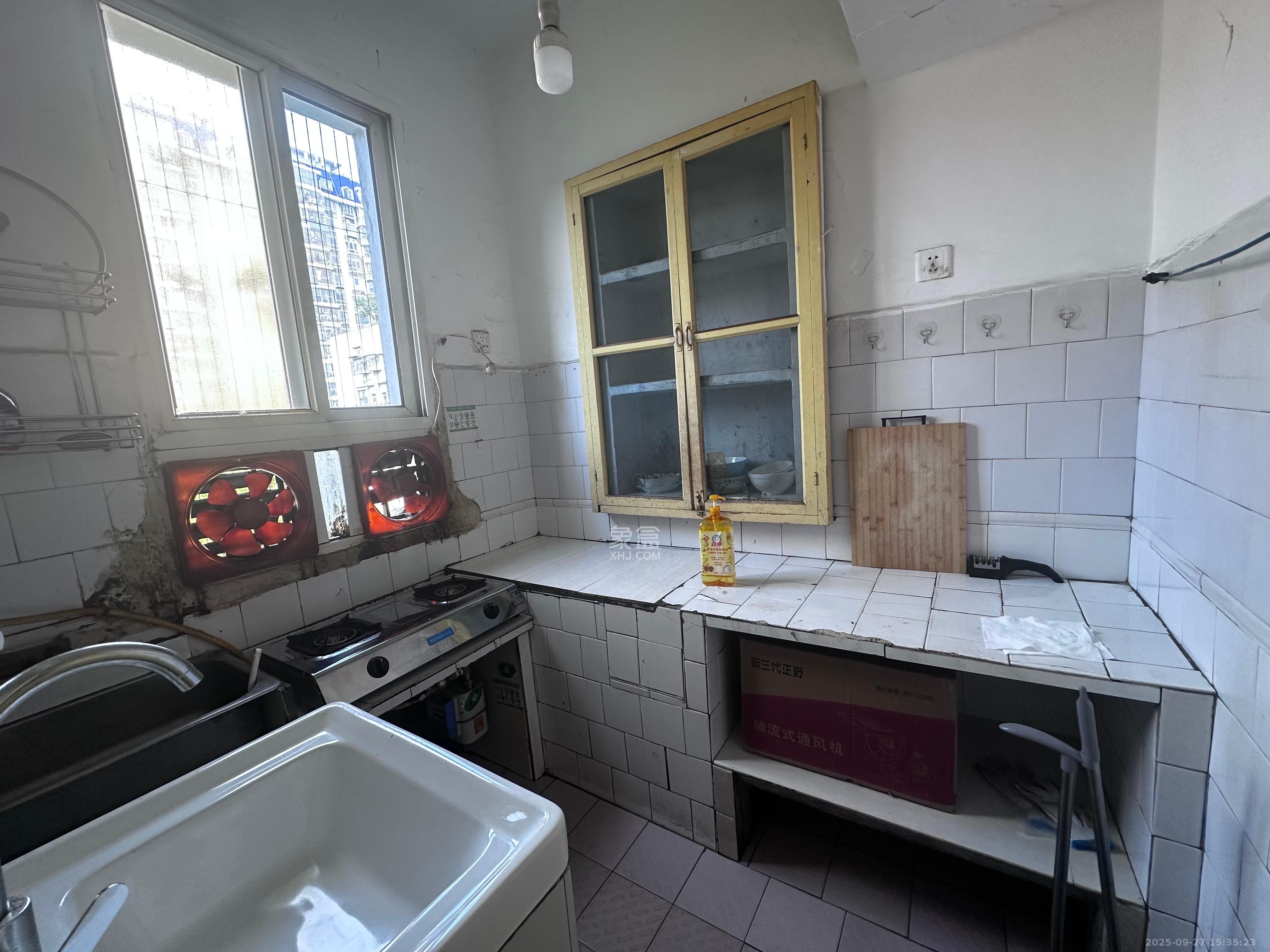 火星一片 2室1厅1卫 1400.0元/月 火星一片 2室1厅1卫 1400.0元/月室内图