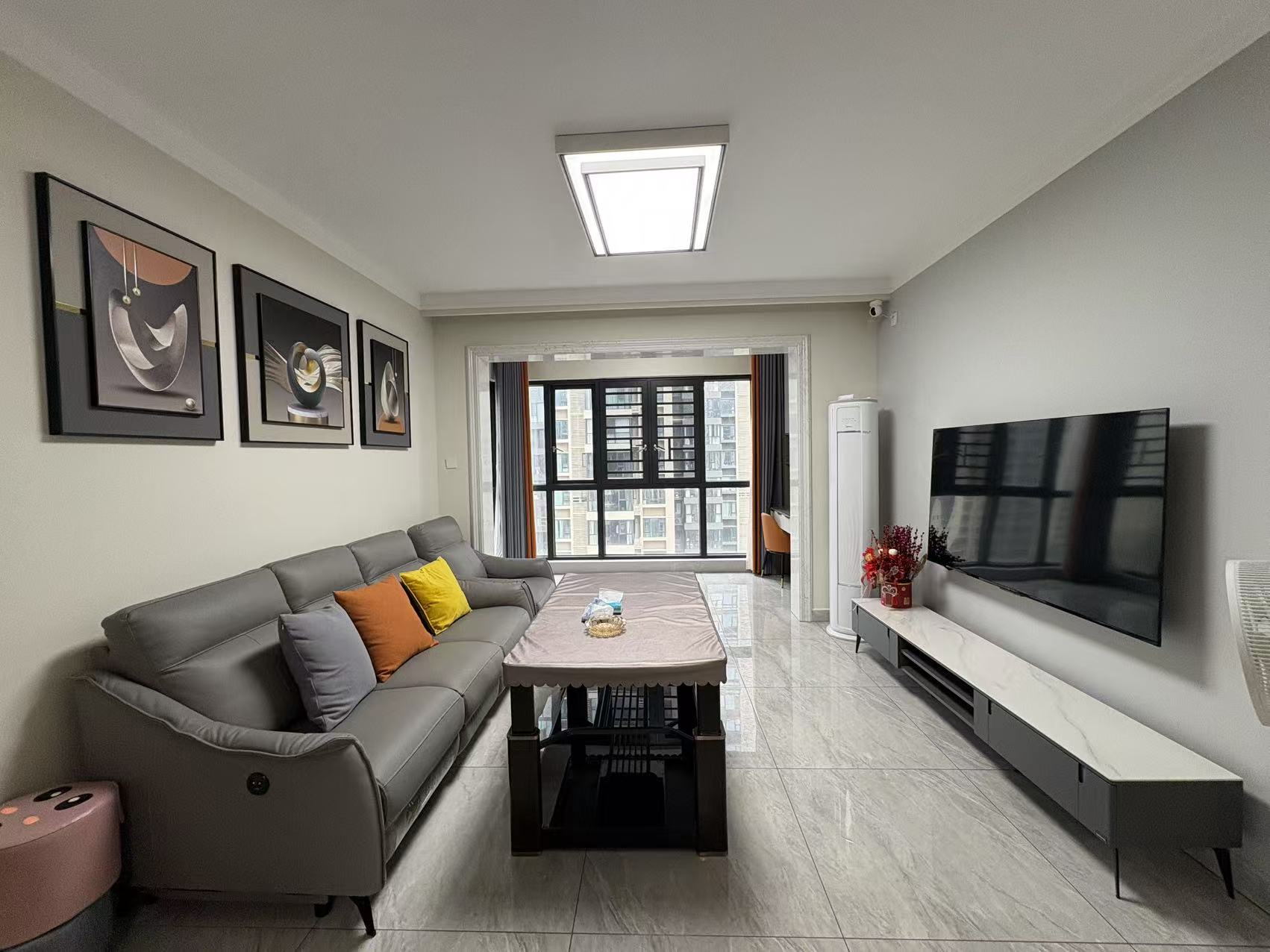 蓝溪谷 4室2厅2卫 85.0万 蓝溪谷 4室2厅2卫 85.0万室内图