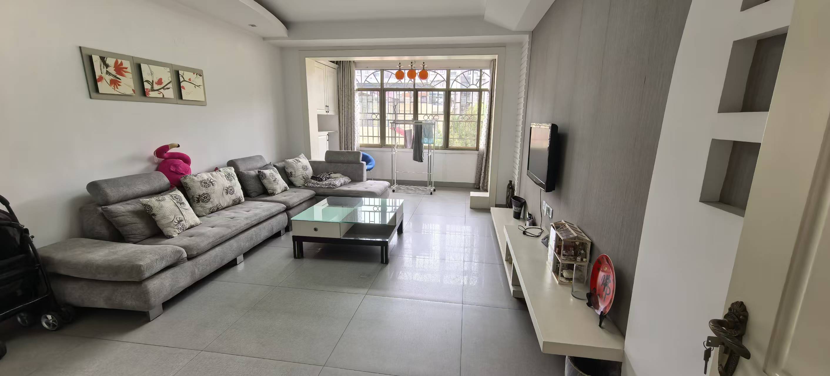 庭院小区 6室2厅1卫 198.0万 庭院小区 6室2厅1卫 198.0万室内图