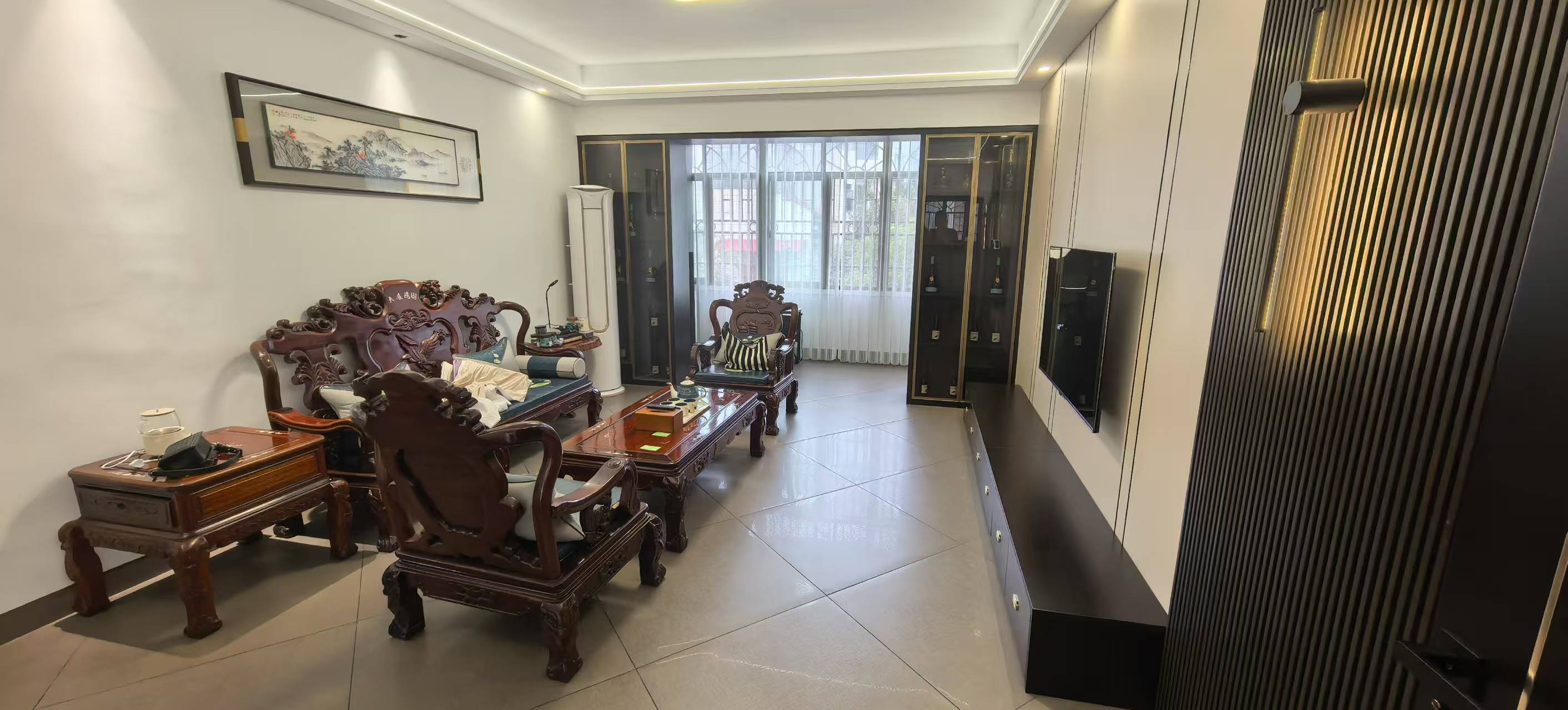 庭院小区 6室2厅1卫 198.0万 庭院小区 6室2厅1卫 198.0万室内图