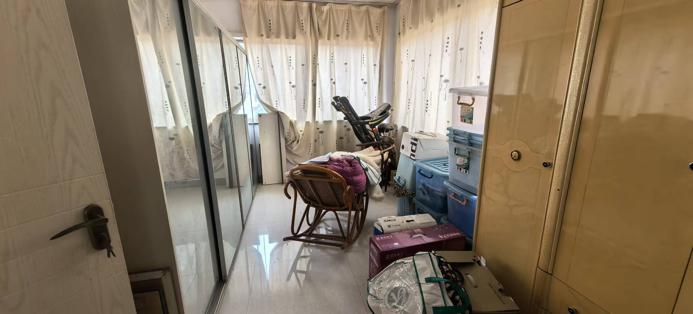 庭院小区 6室2厅1卫 198.0万 庭院小区 6室2厅1卫 198.0万室内图