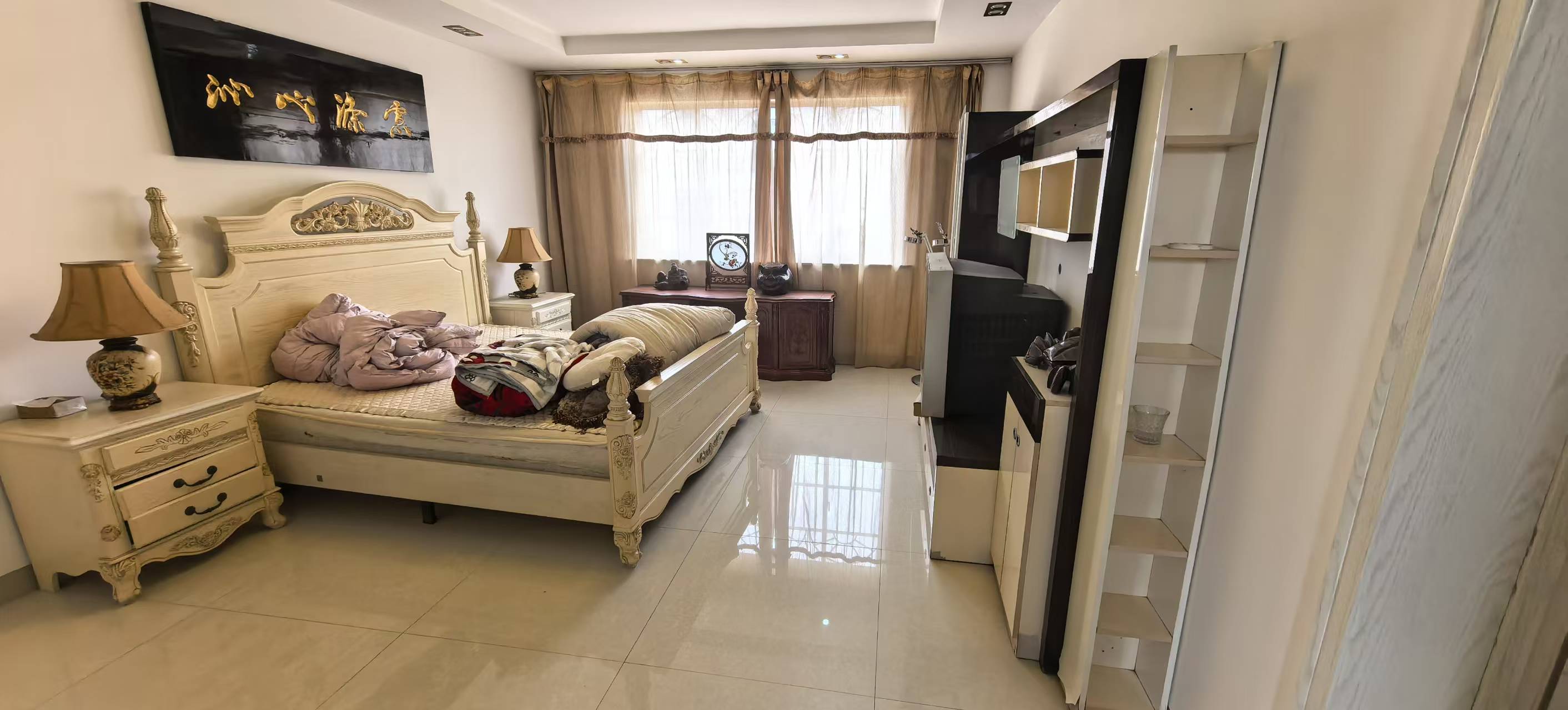 庭院小区  6室2厅1卫    198.0万室内图