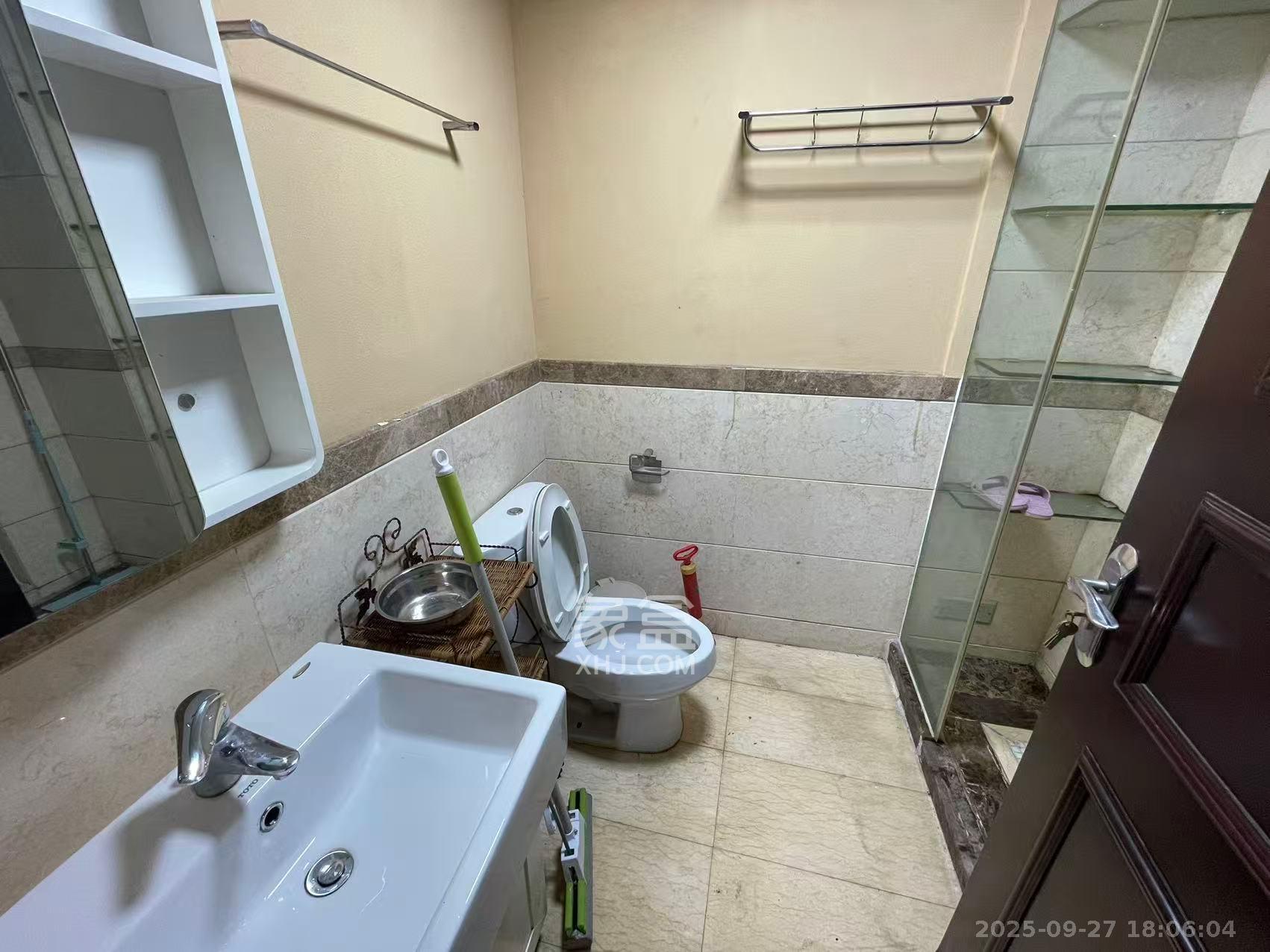 沁园春御院  1室0厅1卫    1800.0元/月 沁园春御院  1室0厅1卫    1800.0元/月室内图