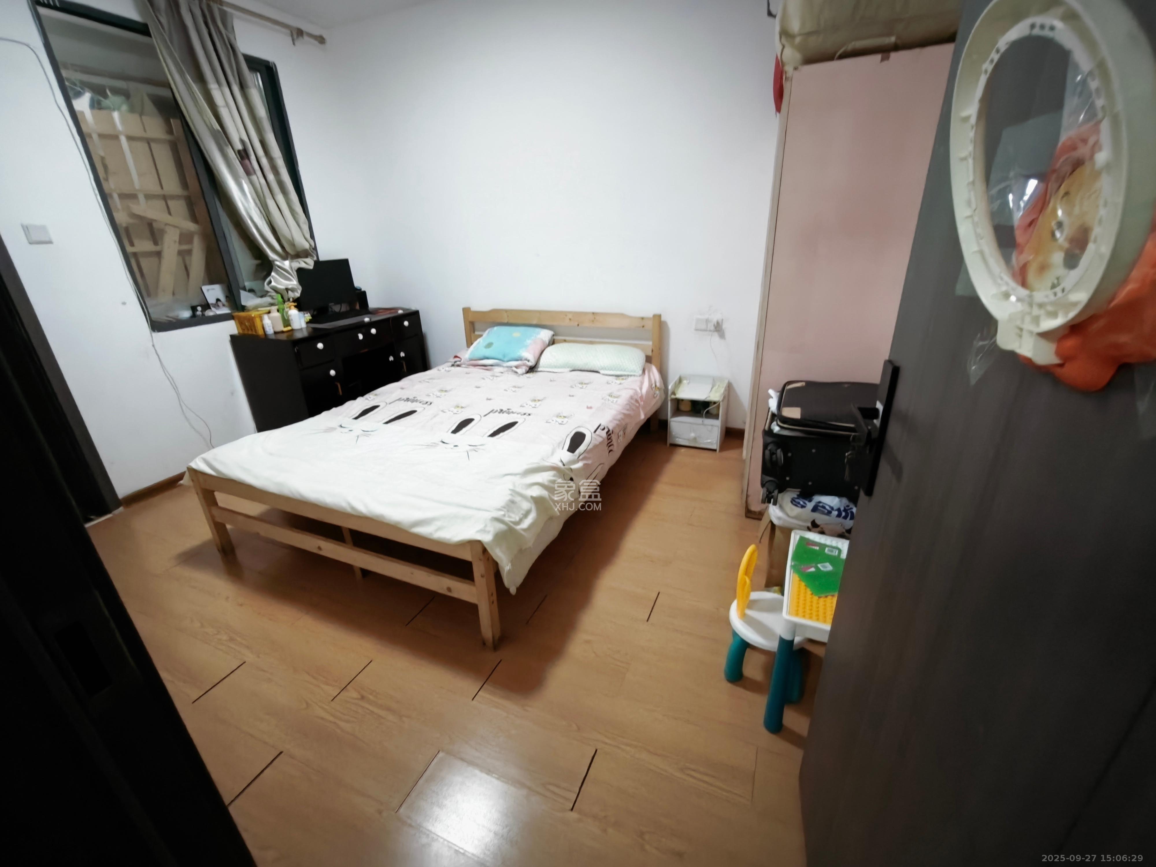 新天小区 2室1厅1卫 1400.0元/月 新天小区 2室1厅1卫 1400.0元/月室内图