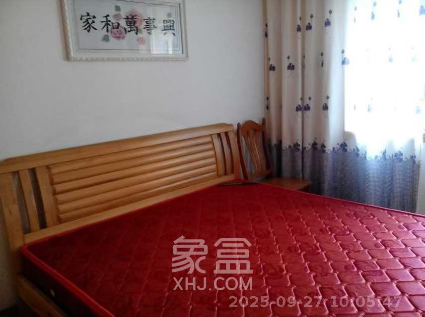 动力南苑 2室2厅1卫 1700.0元/月 动力南苑 2室2厅1卫 1700.0元/月室内图