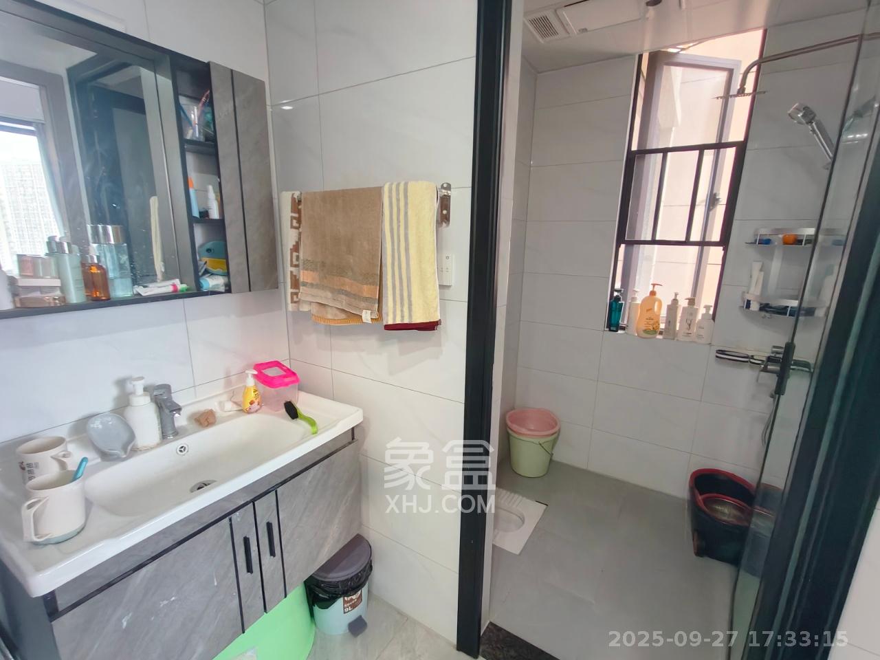 长房明宸府  3室1厅1卫   2400.00元/月室内图