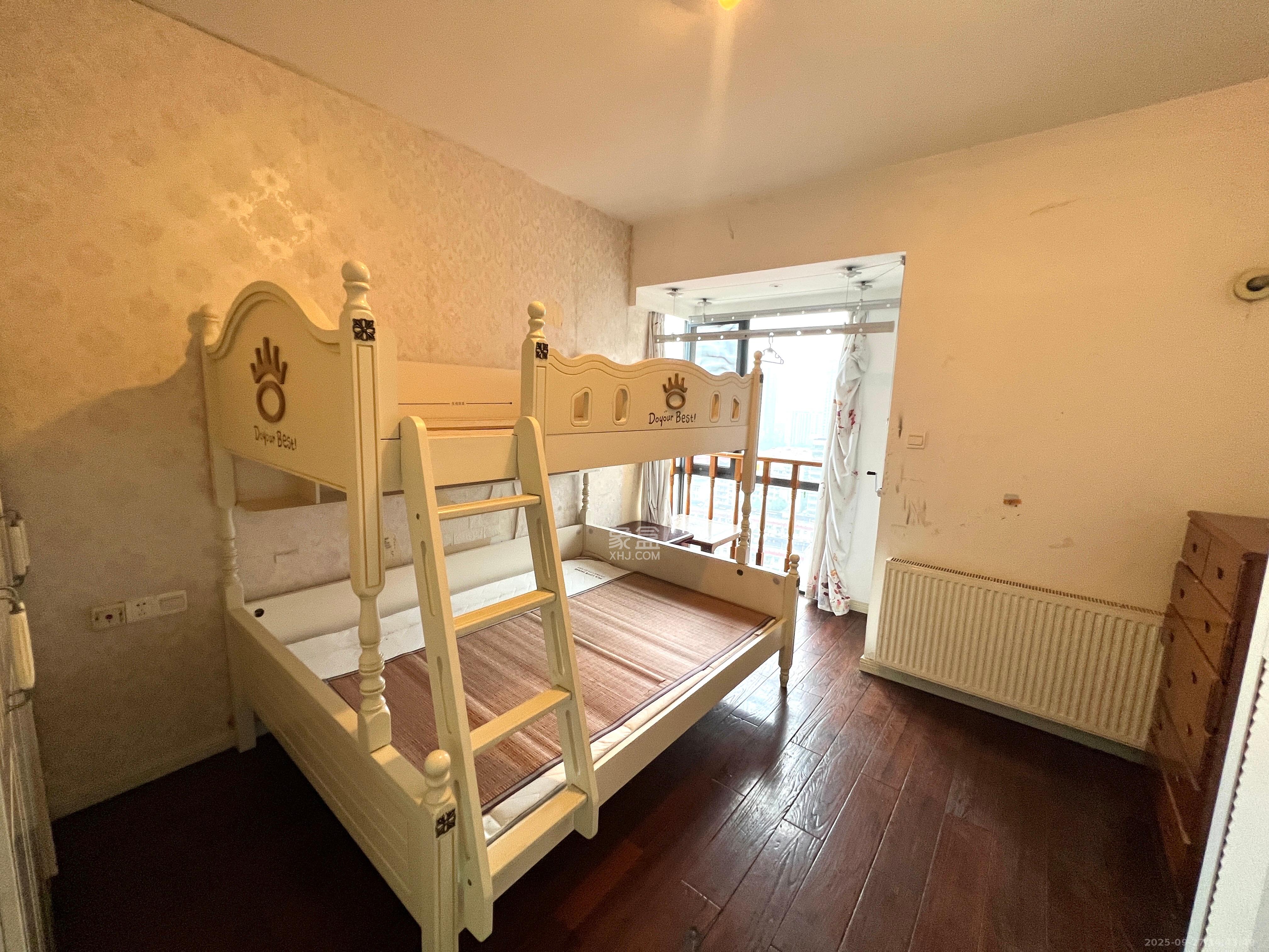 万博汇 3室2厅2卫 3500.0元/月 万博汇 3室2厅2卫 3500.0元/月室内图