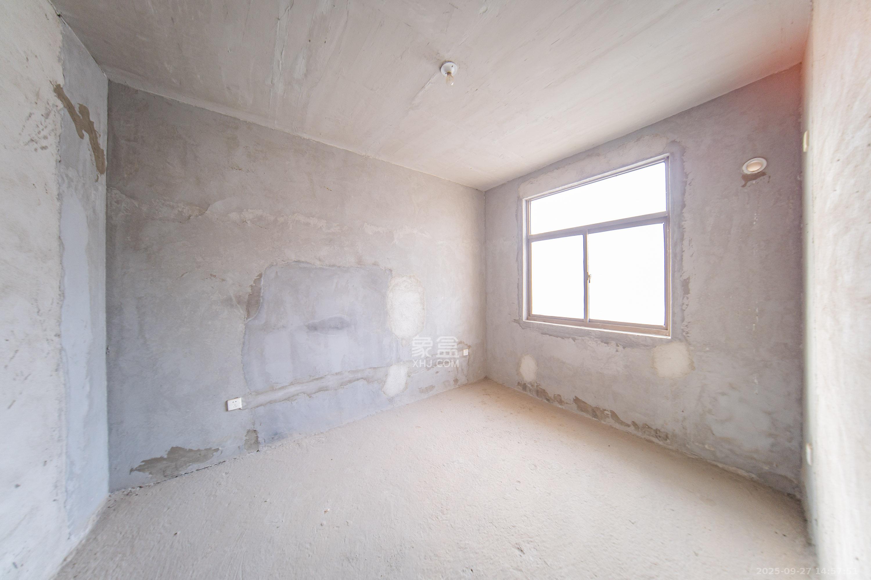 江滨家园 3室2厅1卫 50.88万 江滨家园 3室2厅1卫 50.88万卧室