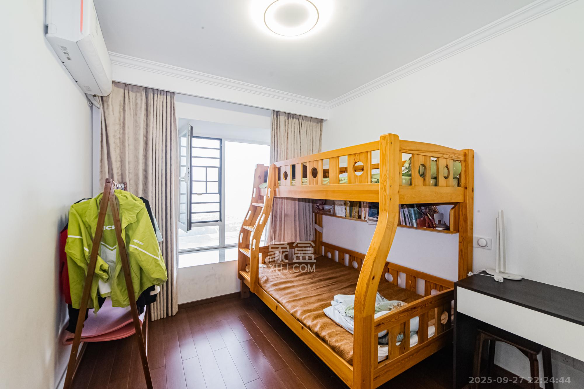 北辰三角洲C2区  3室2厅2卫    228.0万卧室