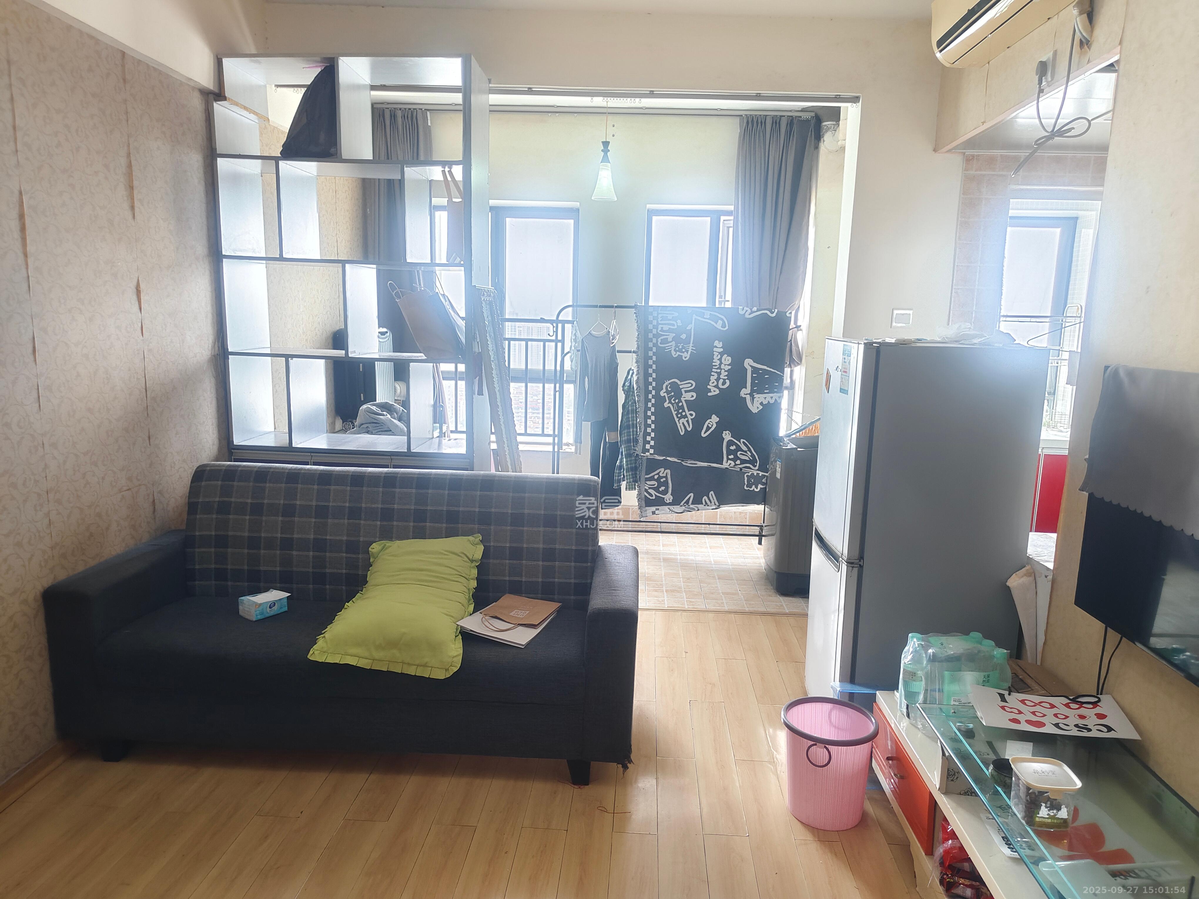 上海城小区  1室1厅1卫   1500.00元/月