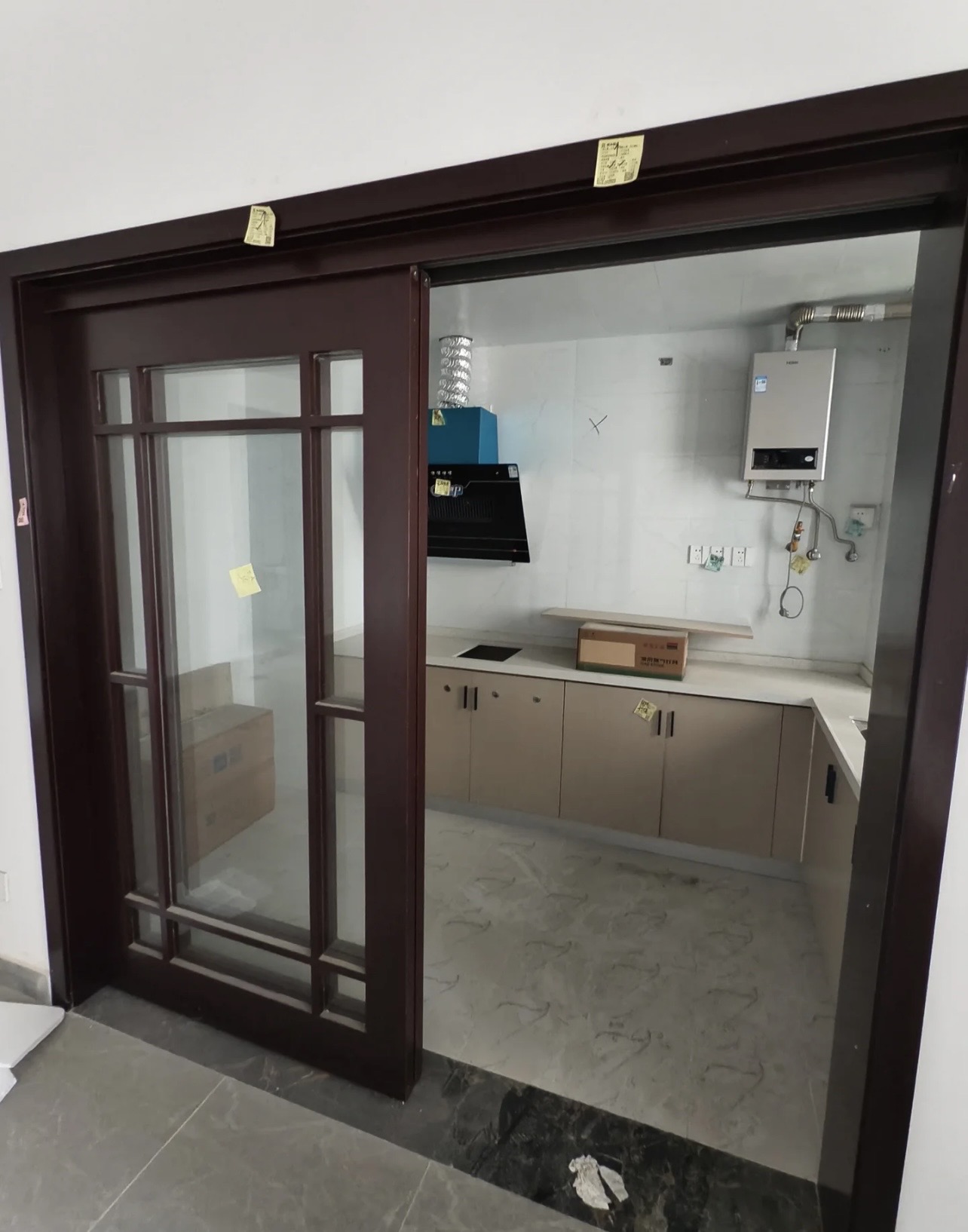 天街华府（海南新天地）  4室2厅2卫    3800.0元/月室内图