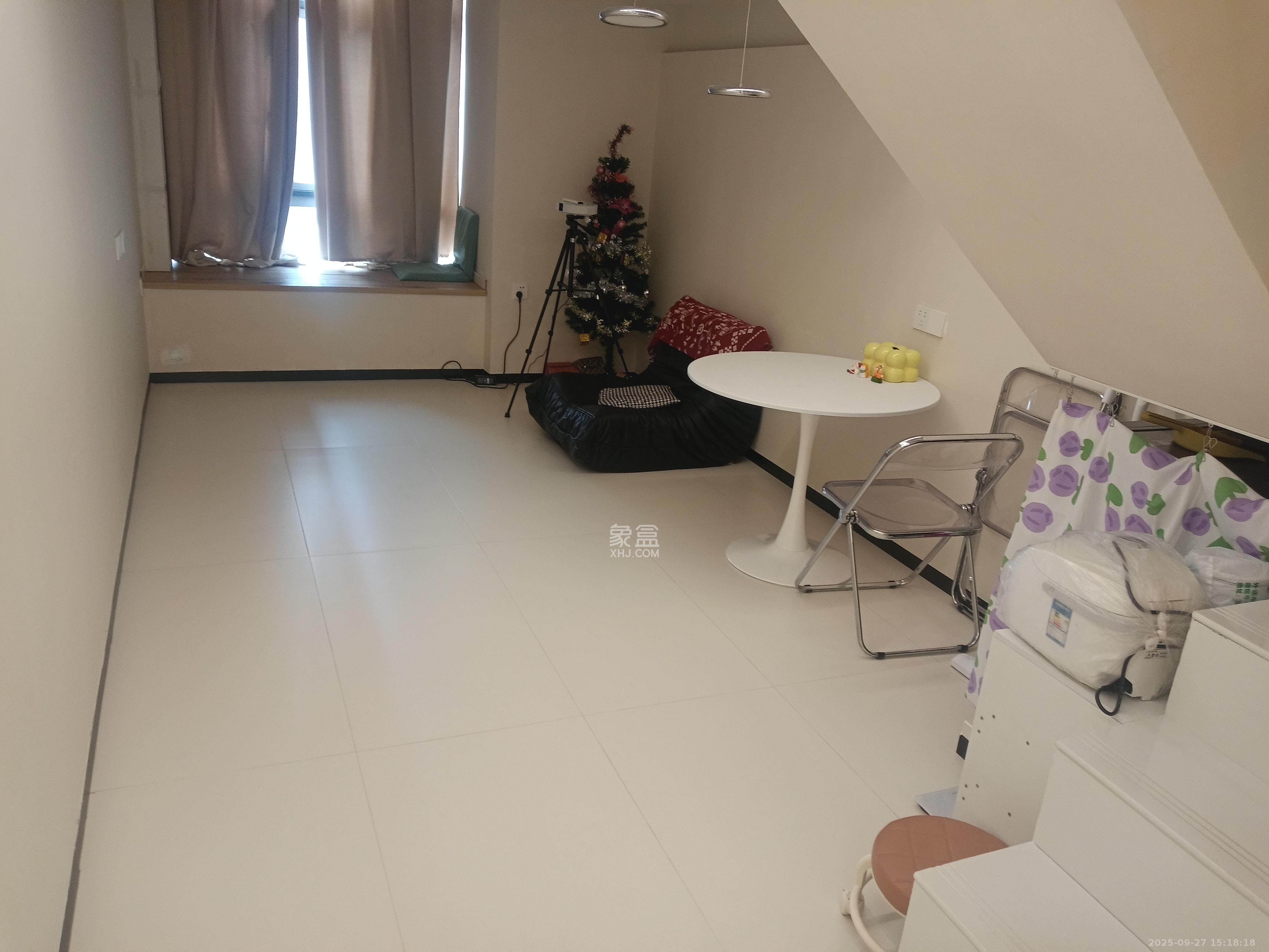 阳光城檀悦 2室1厅1卫 4000.0元/月 阳光城檀悦 2室1厅1卫 4000.0元/月室内图