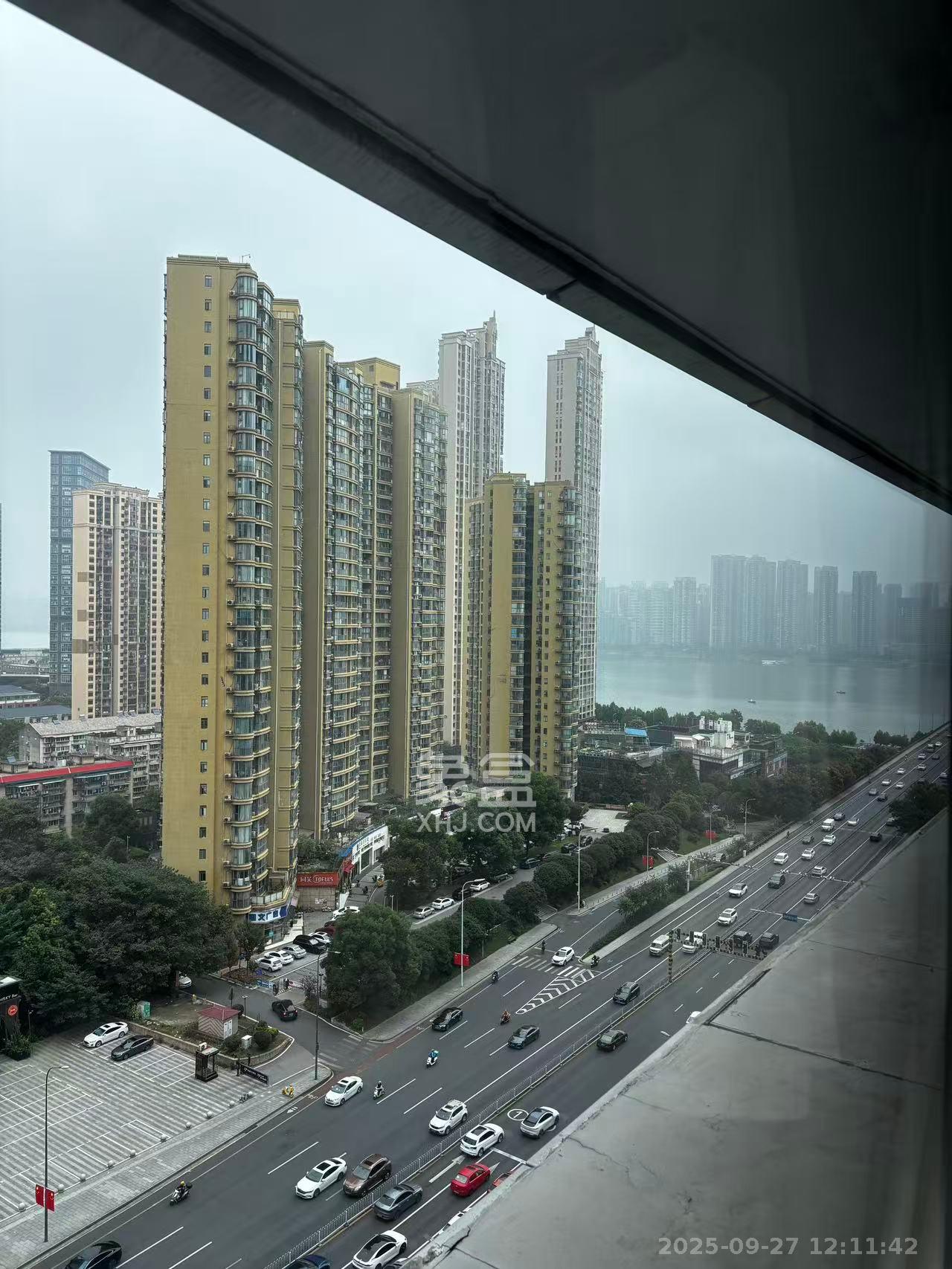 保利天禧EF区  1室1厅1卫    1500.0元/月 保利天禧EF区  1室1厅1卫    1500.0元/月