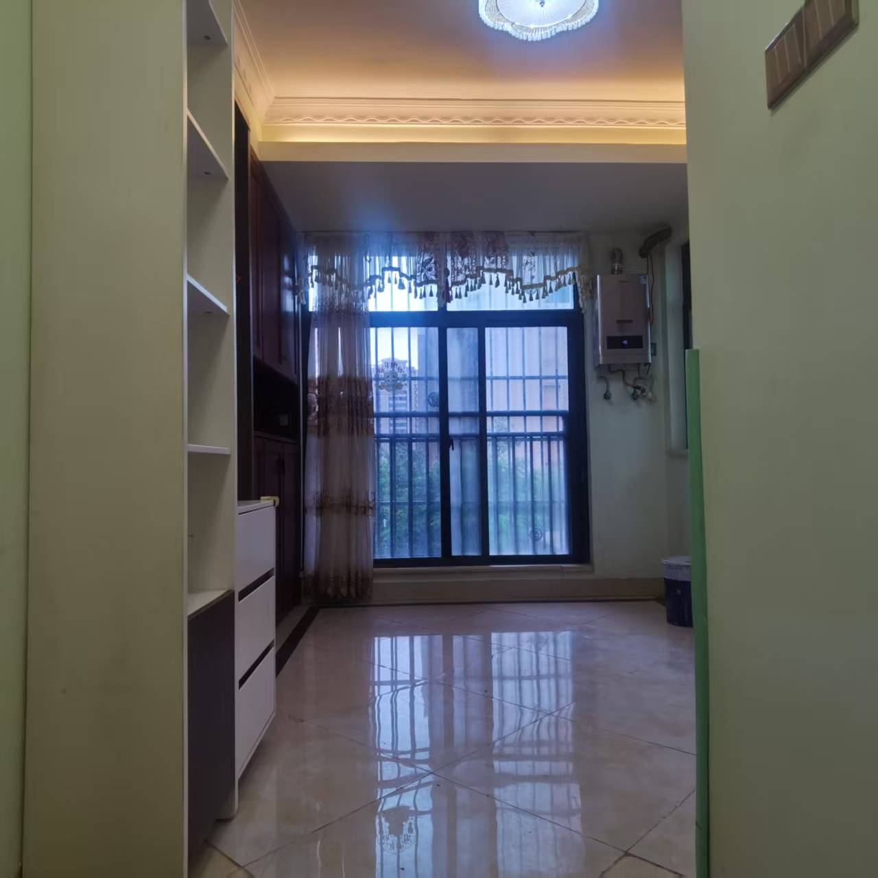 五源河公寓A区 3室2厅2卫 2500.0元/月 五源河公寓A区 3室2厅2卫 2500.0元/月室内图