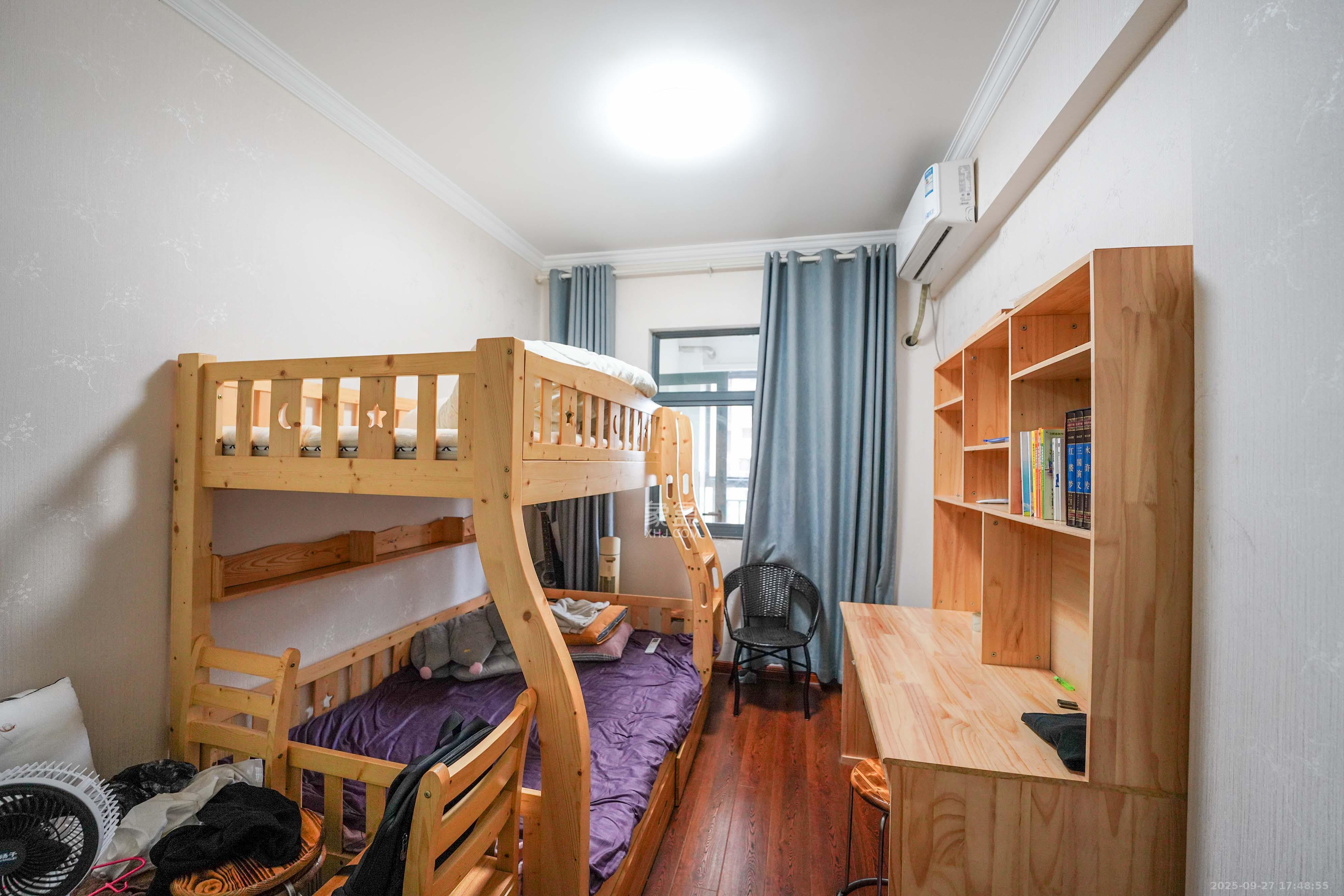 和美星城  3室2厅2卫    110.0万卧室