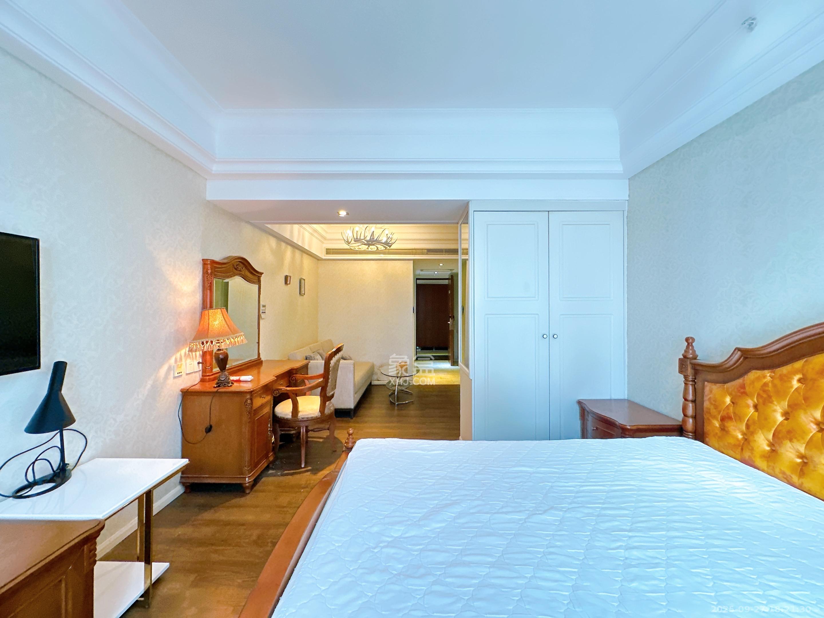 泊富公寓(泊富国际广场) 1室1厅1卫 2600.0元/月 泊富公寓(泊富国际广场) 1室1厅1卫 2600.0元/月室内图