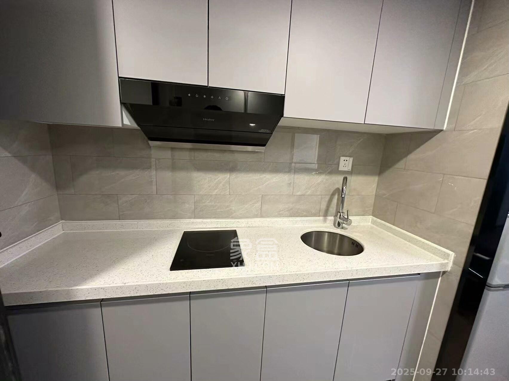 敬天广场 1室0厅0卫 2880.0元/月 敬天广场 1室0厅0卫 2880.0元/月室内图