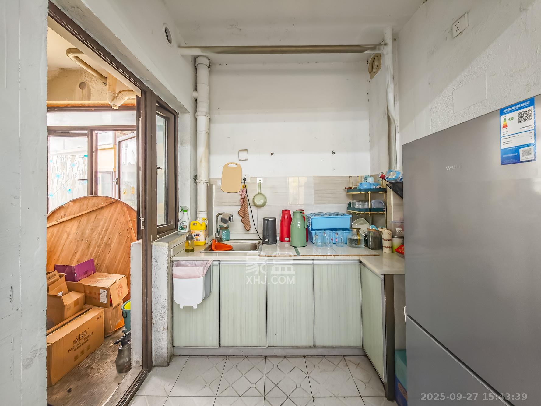 山语城三期 3室2厅2卫 90.0万 山语城三期 3室2厅2卫 90.0万厨房