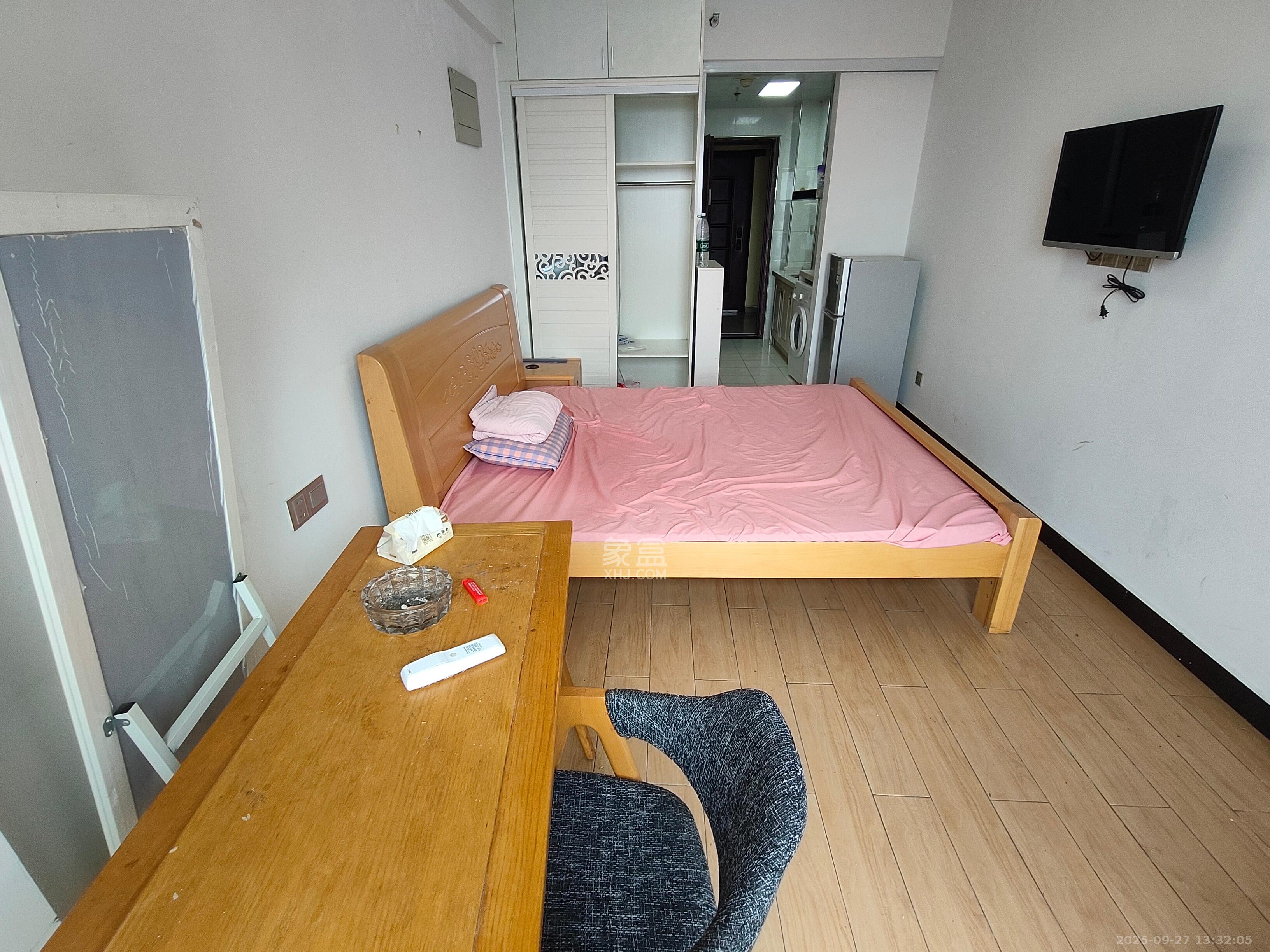 金科时代中心 1室1厅1卫 950.0元/月 金科时代中心 1室1厅1卫 950.0元/月室内图