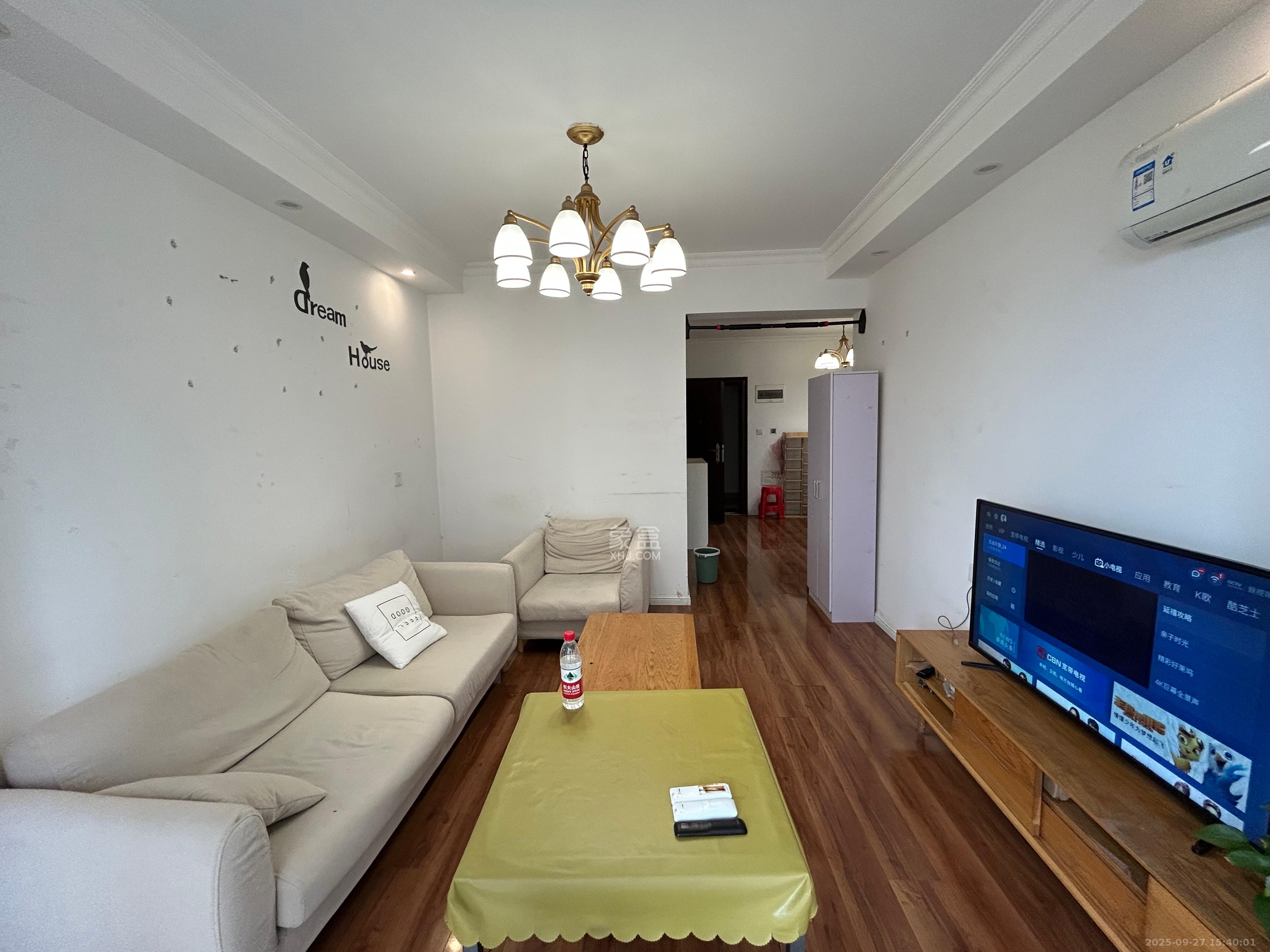 梅溪鑫苑名家 3室2厅1卫 2200.0元/月 梅溪鑫苑名家 3室2厅1卫 2200.0元/月室内图